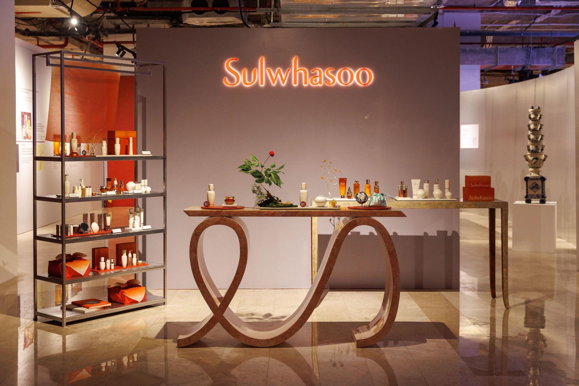 Hinh anh Sulwhasoo mở ra cuộc đối thoại giữa di sản và sáng tạo qua triển lãm “Thuận Dòng Đơm Sắc" 1