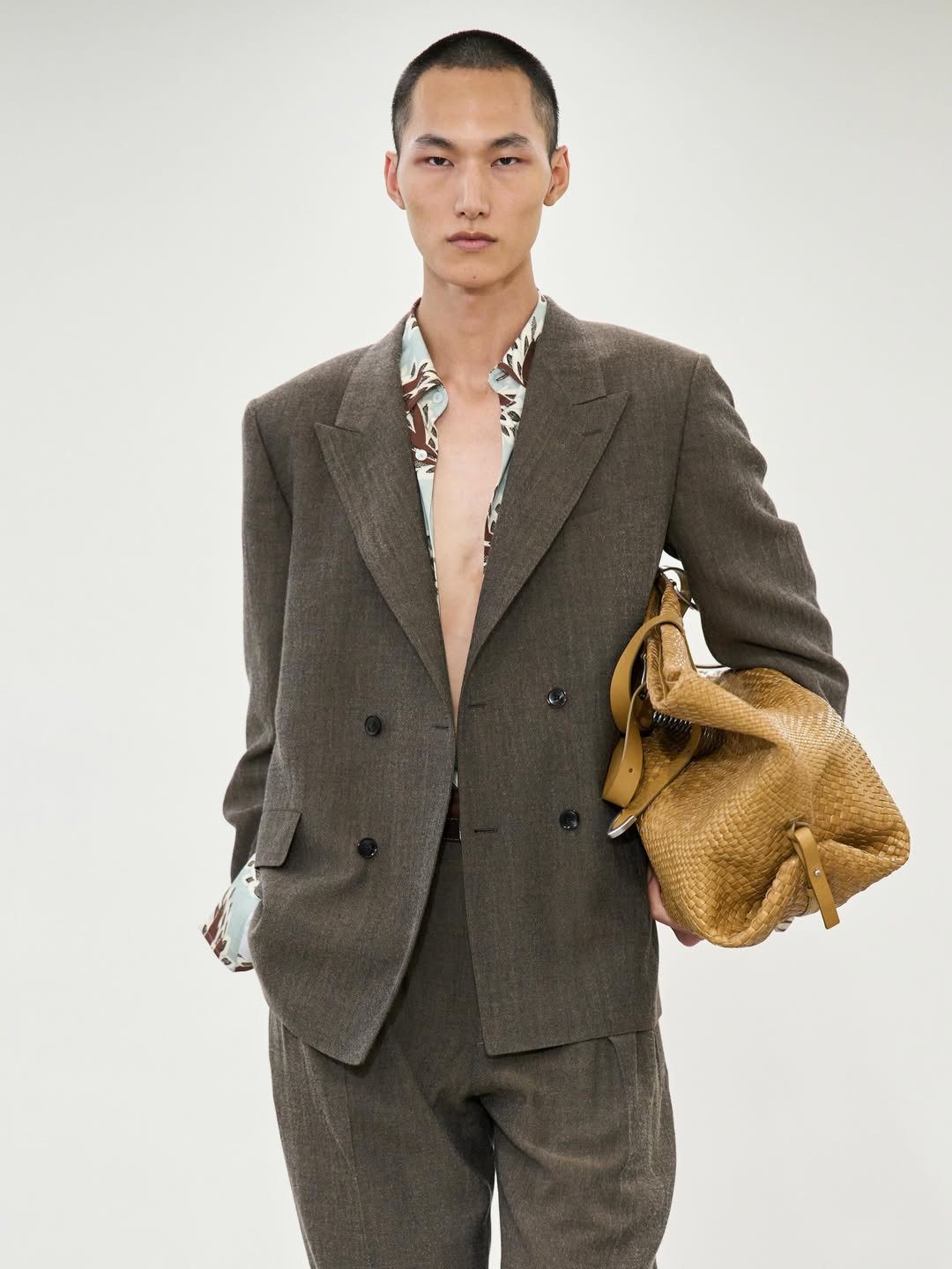 Hinh anh Milan Fashion Week Men's S/S 2027: Phản đối những thiết kế thiếu lý do tồn tại 78