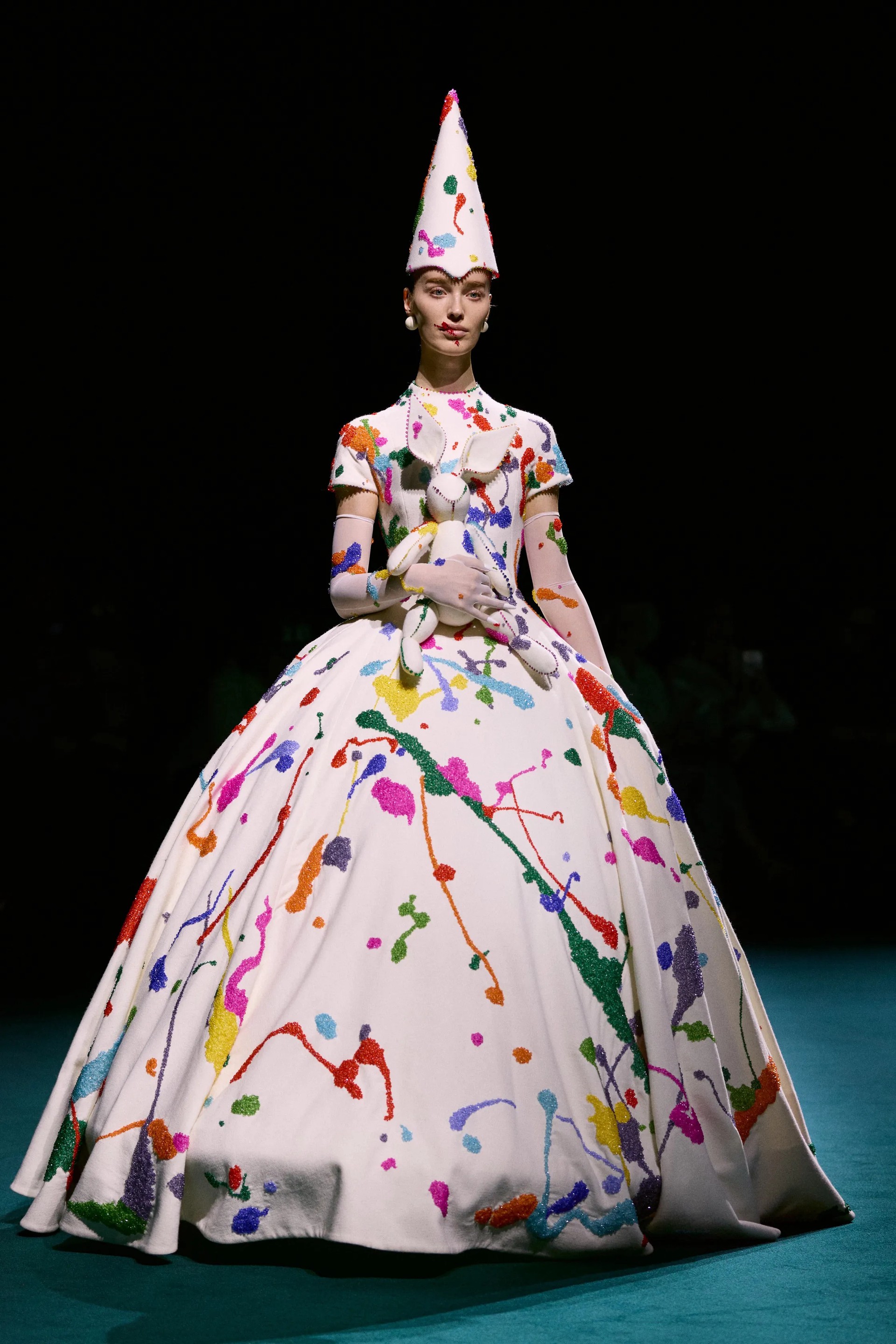 Hinh anh Robert Wun đưa “đứa trẻ bên trong” lên sàn diễn Haute Couture F/W 2026 4