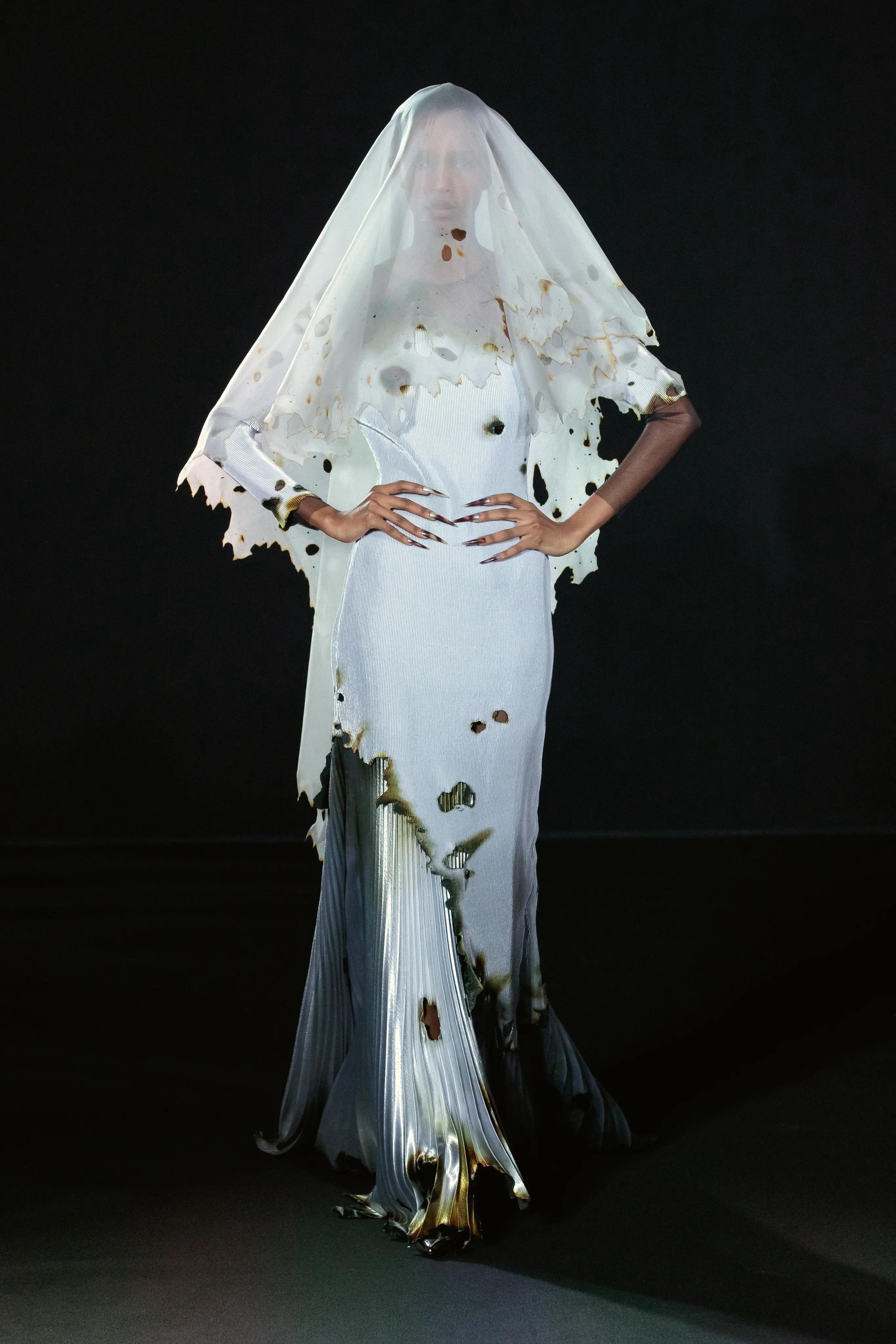 Hinh anh Robert Wun đưa “đứa trẻ bên trong” lên sàn diễn Haute Couture F/W 2026 39