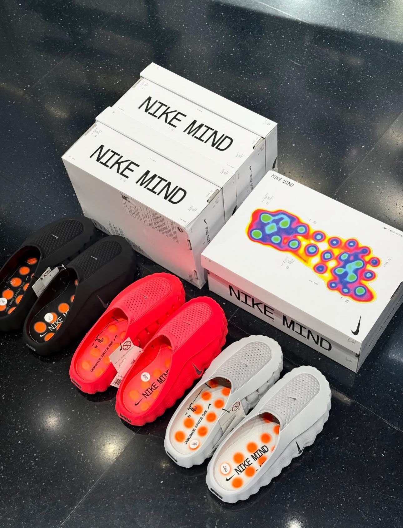 Hinh anh Khi Nike tham gia vào dòng chảy văn hoá “giày xấu” của Crocs  9