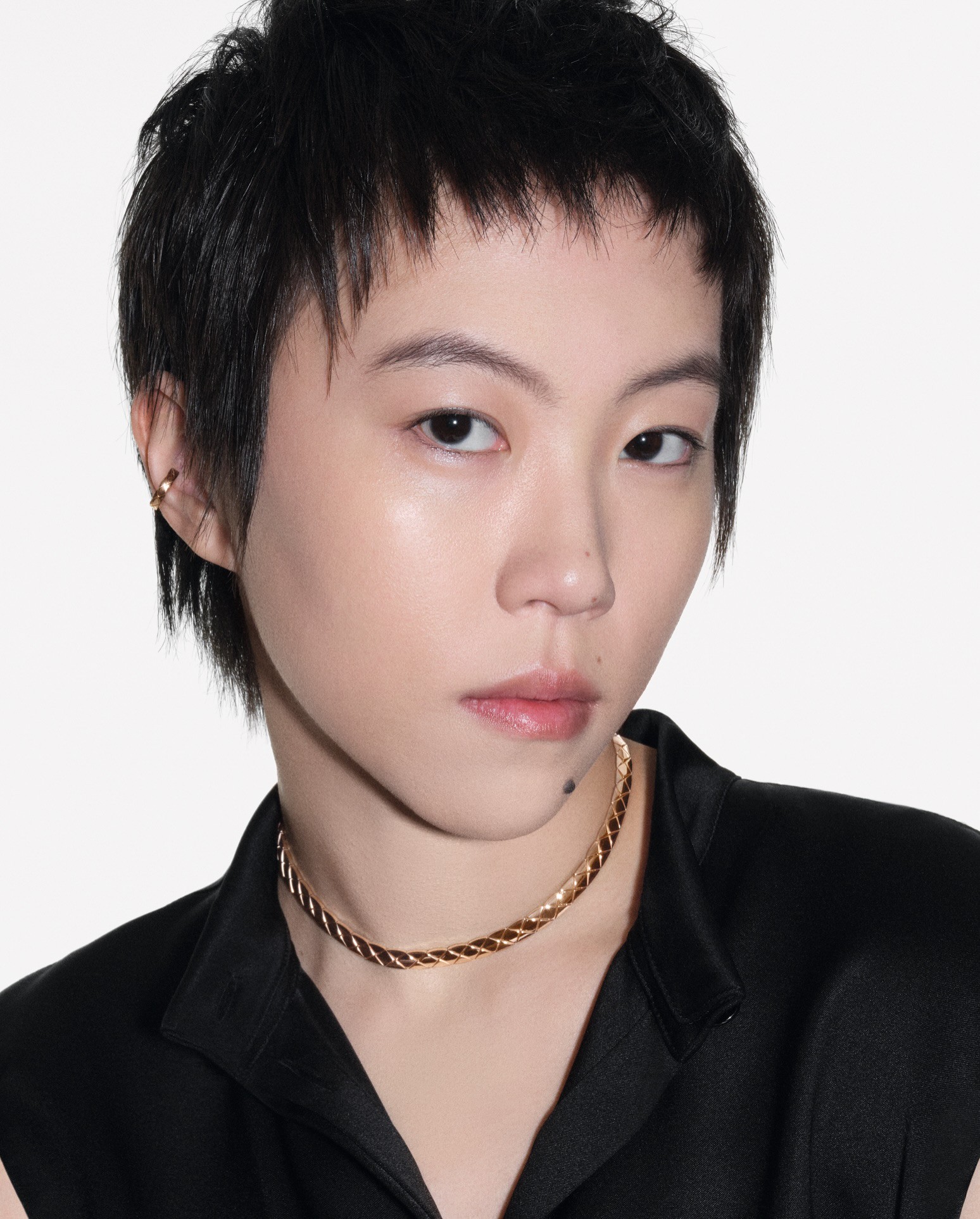 Hinh anh Vương Nhất Bác và Đậu Tĩnh Đồng trong chương mới của CHANEL COCO CRUSH 2026 5