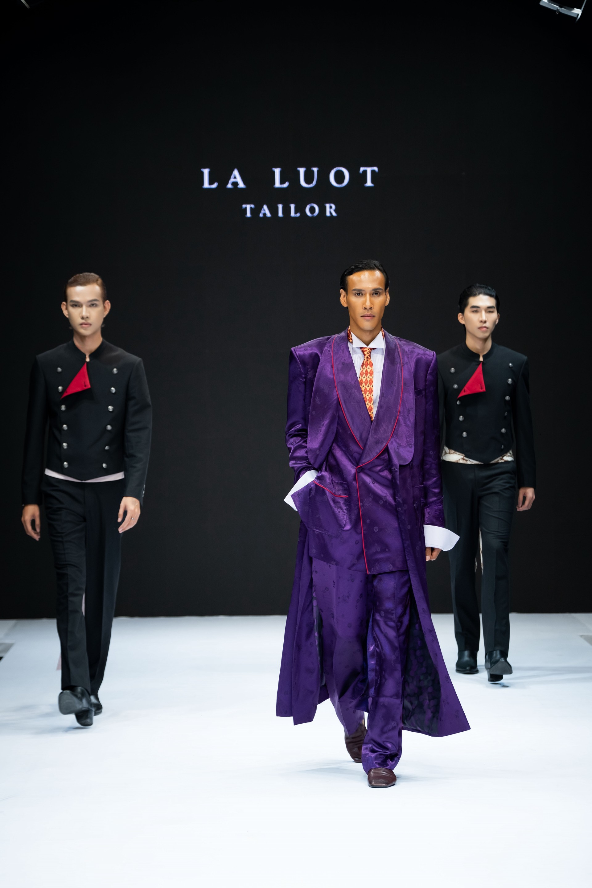 Hinh anh La Luot Tailor, DOCBAN, THE SOUL và tuyên ngôn tự do tại Saigon Fashion Runway 5