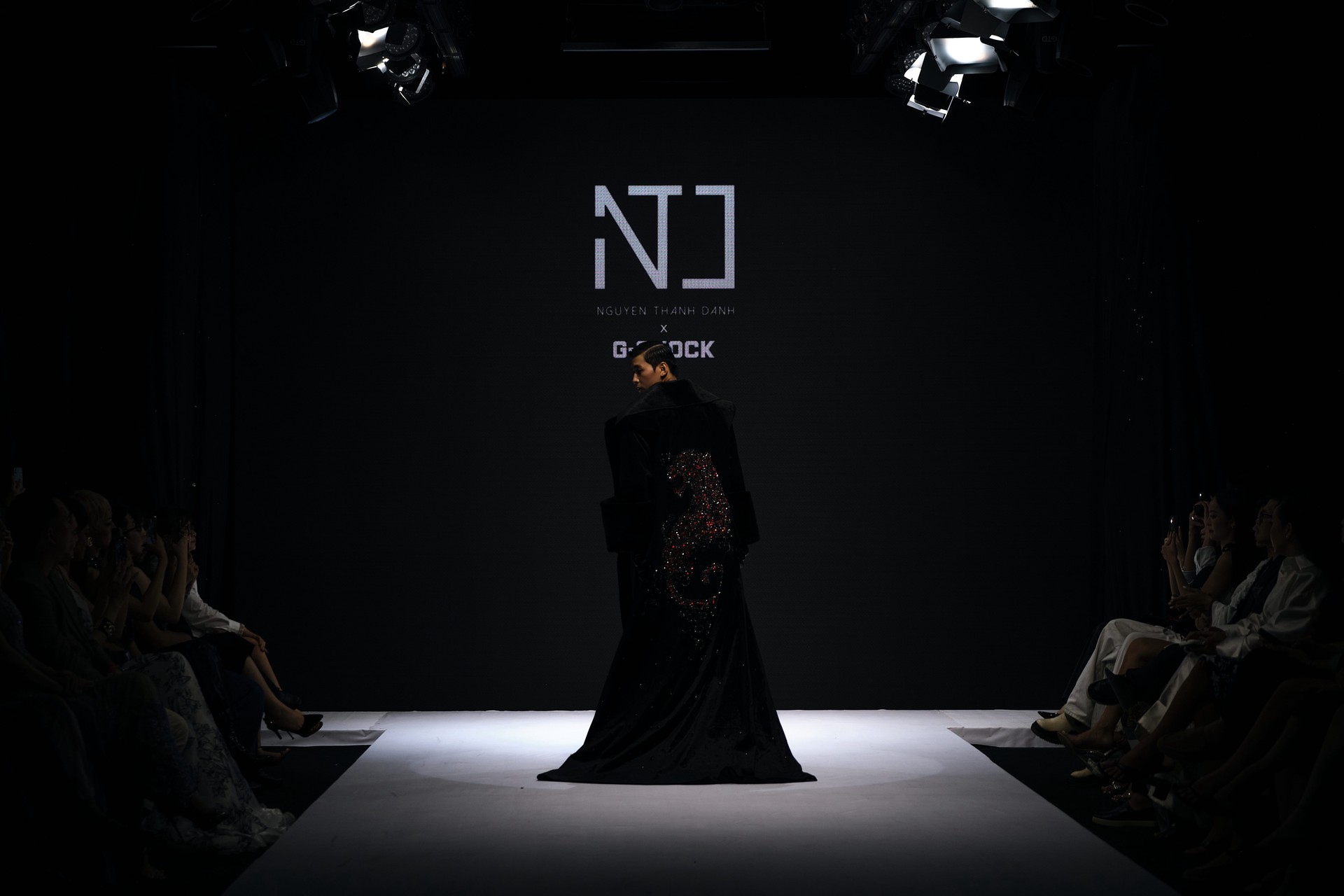 Hinh anh Saigon Fashion Runway: Dấu ấn mùa đầu tiên 20