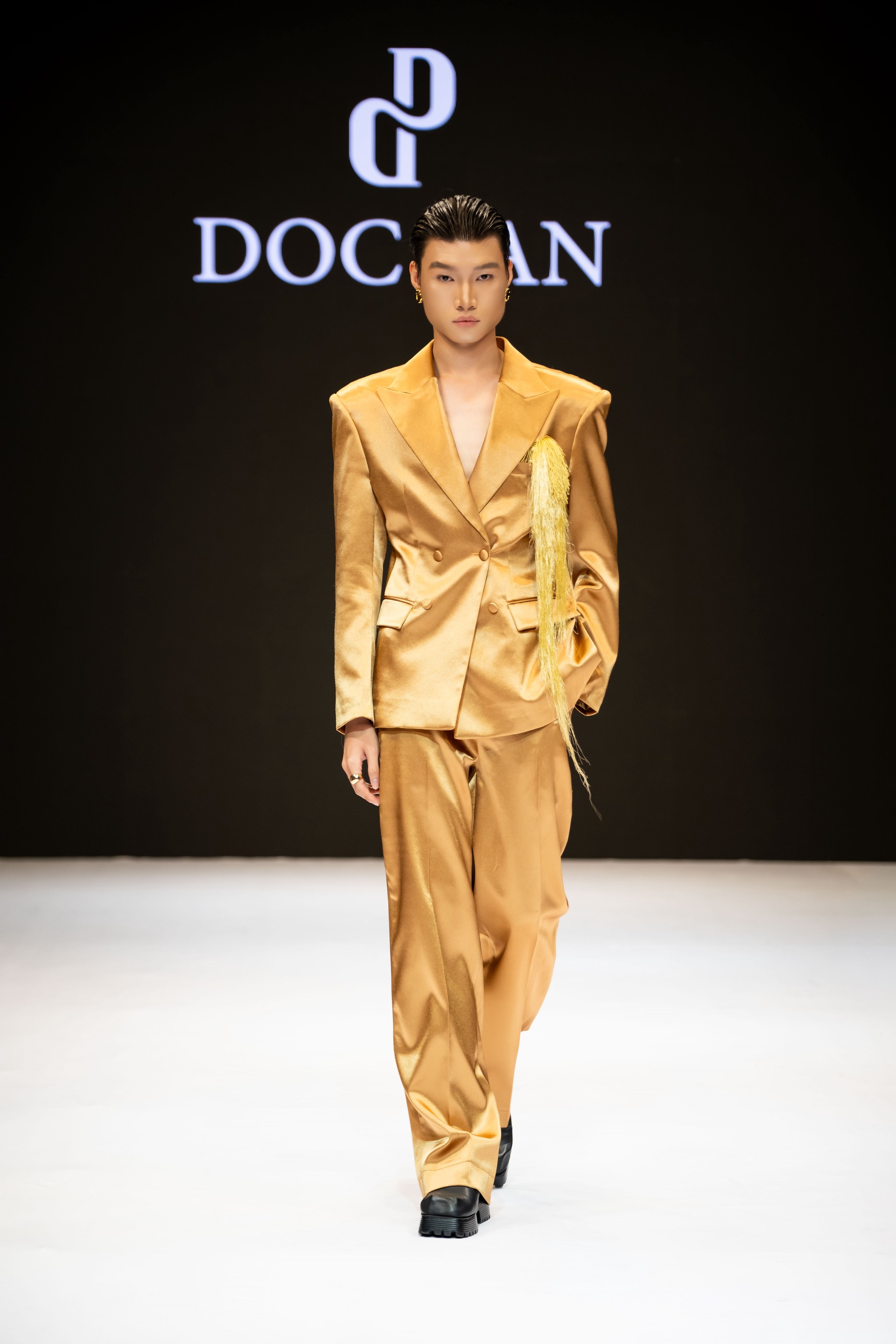 Hinh anh ĐỘC BẢN 6