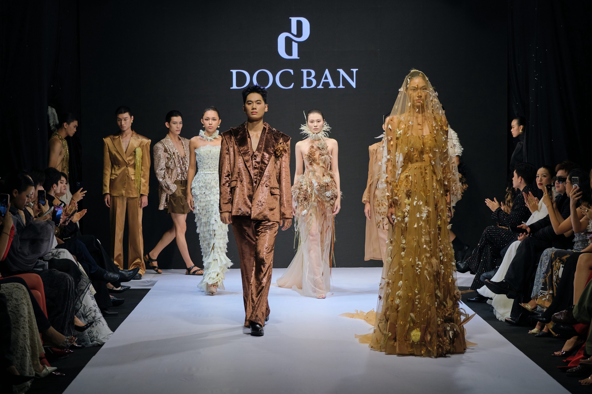 Hinh anh Saigon Fashion Runway: Dấu ấn mùa đầu tiên 23