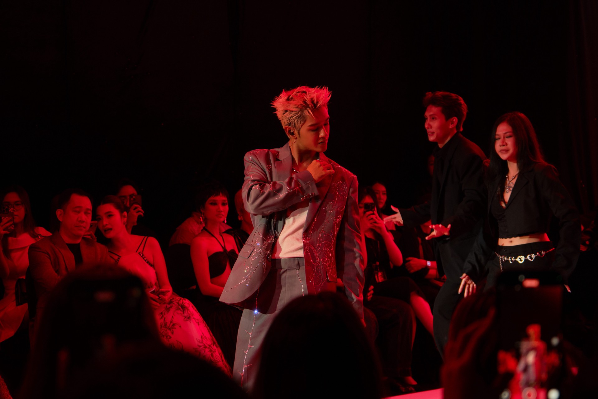 Hinh anh Saigon Fashion Runway: Dấu ấn mùa đầu tiên 9