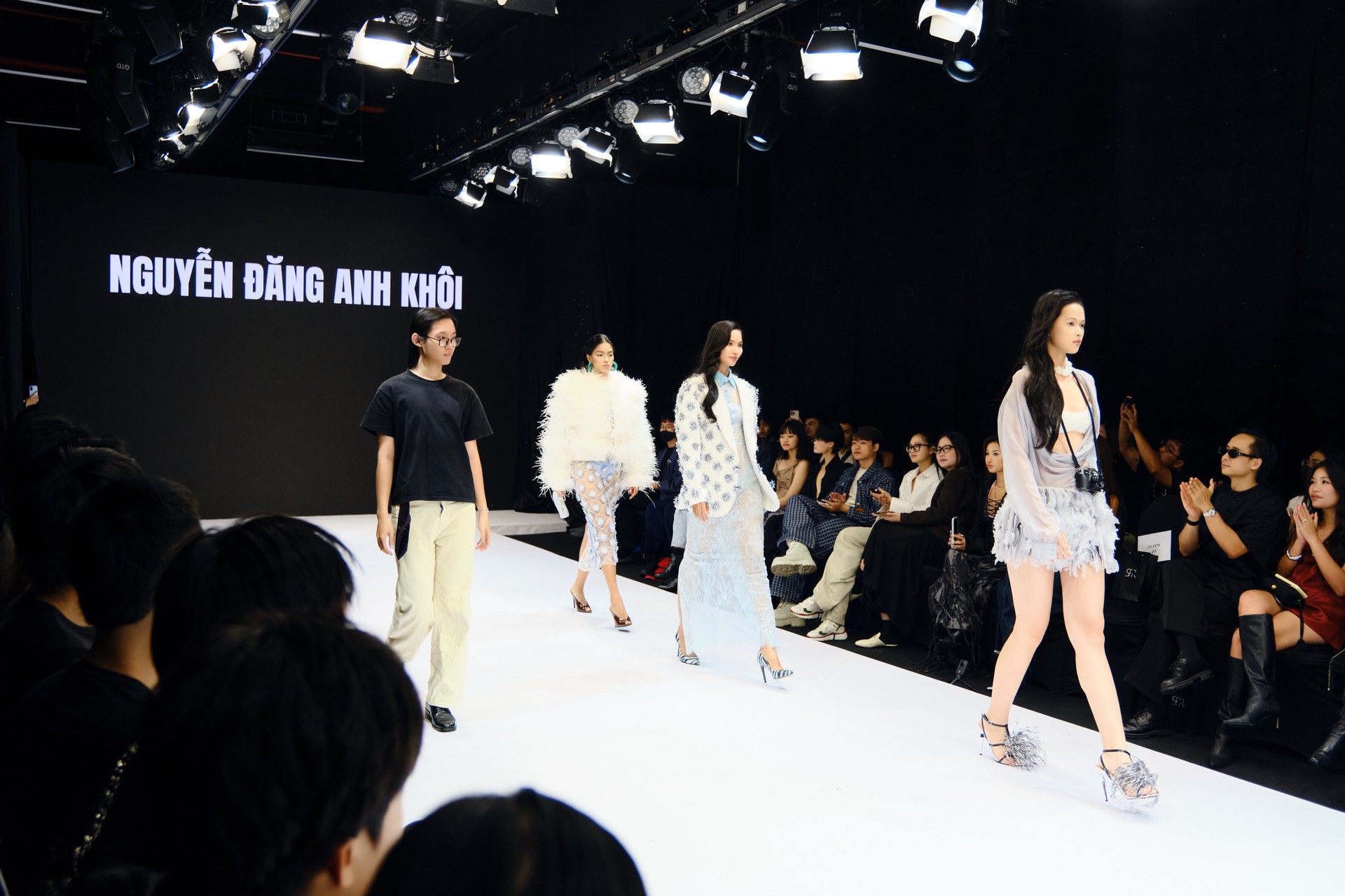 Hinh anh Saigon Fashion Runway: Dấu ấn mùa đầu tiên 42