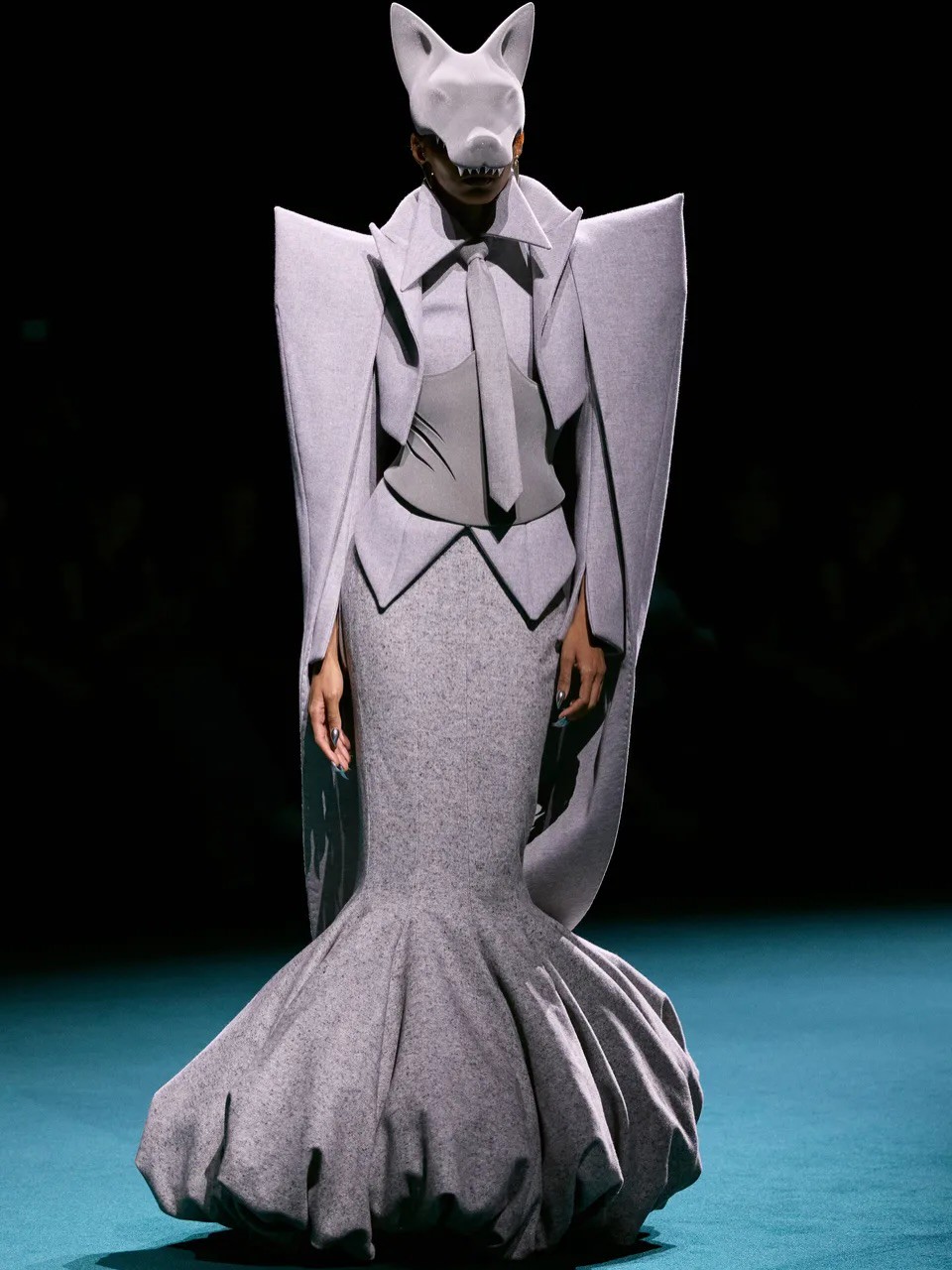 Hinh anh Robert Wun đưa “đứa trẻ bên trong” lên sàn diễn Haute Couture F/W 2026 23
