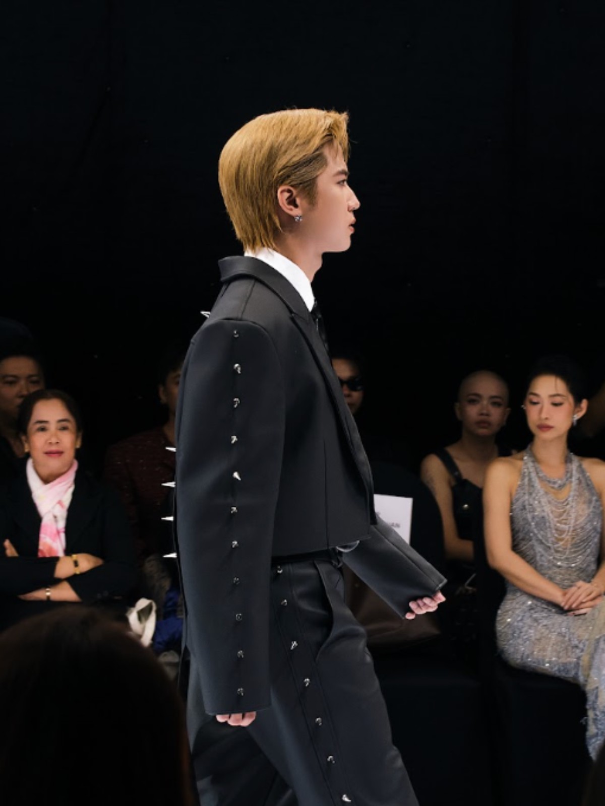 Hinh anh Ngôn ngữ tóc đa dạng của TRESemmé tại Saigon Fashion Runway 6