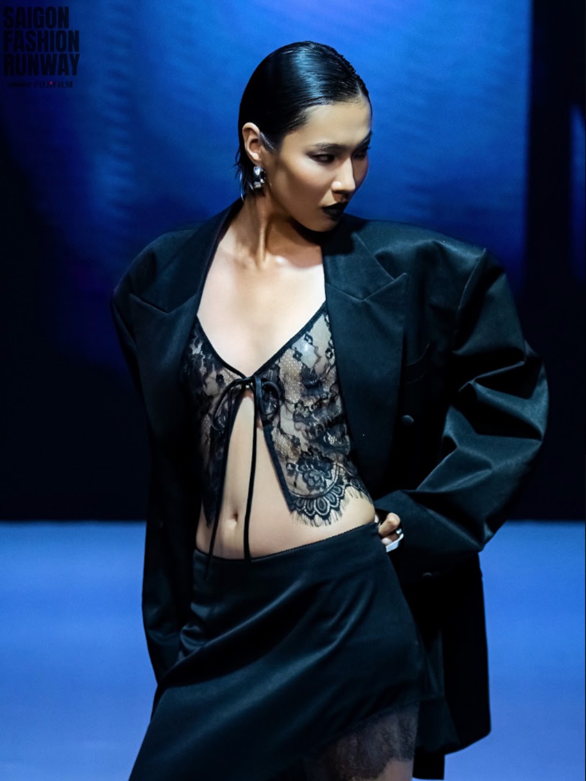 Hinh anh Ngôn ngữ tóc đa dạng của TRESemmé tại Saigon Fashion Runway 12