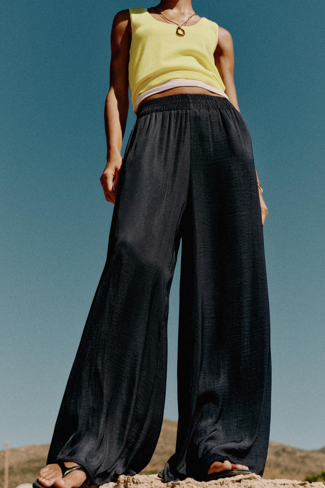 Hinh anh Zara death pants: Cái đẹp có đáng để đánh đổi? 4