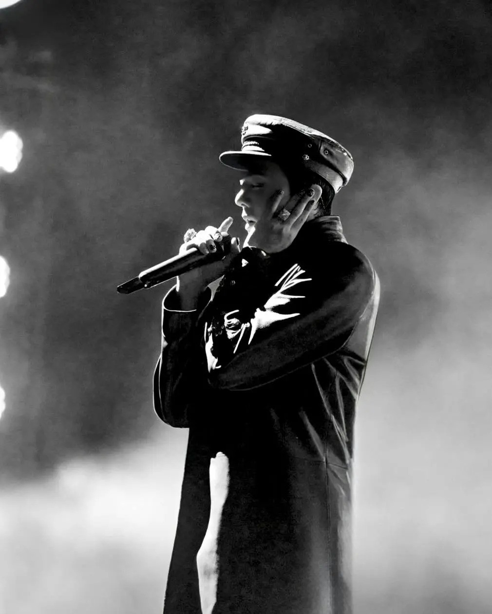 Hinh anh BigBang đã trưởng thành, nhưng thời trang thì vẫn nổi loạn? 7