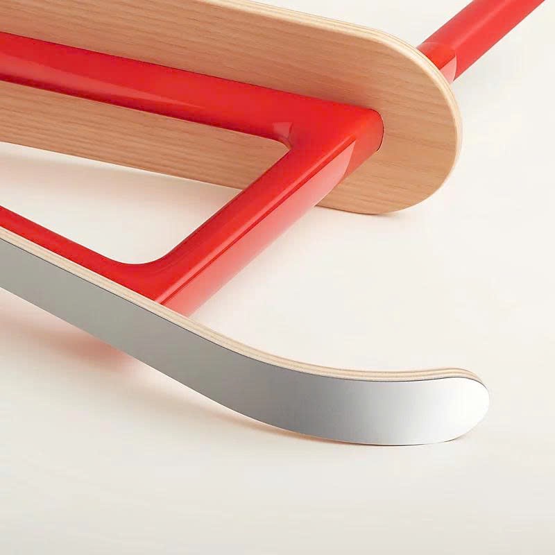 Hinh anh 5 món đồ kỳ lạ nhất từng được các thương hiệu thời trang xa xỉ bày bán 12