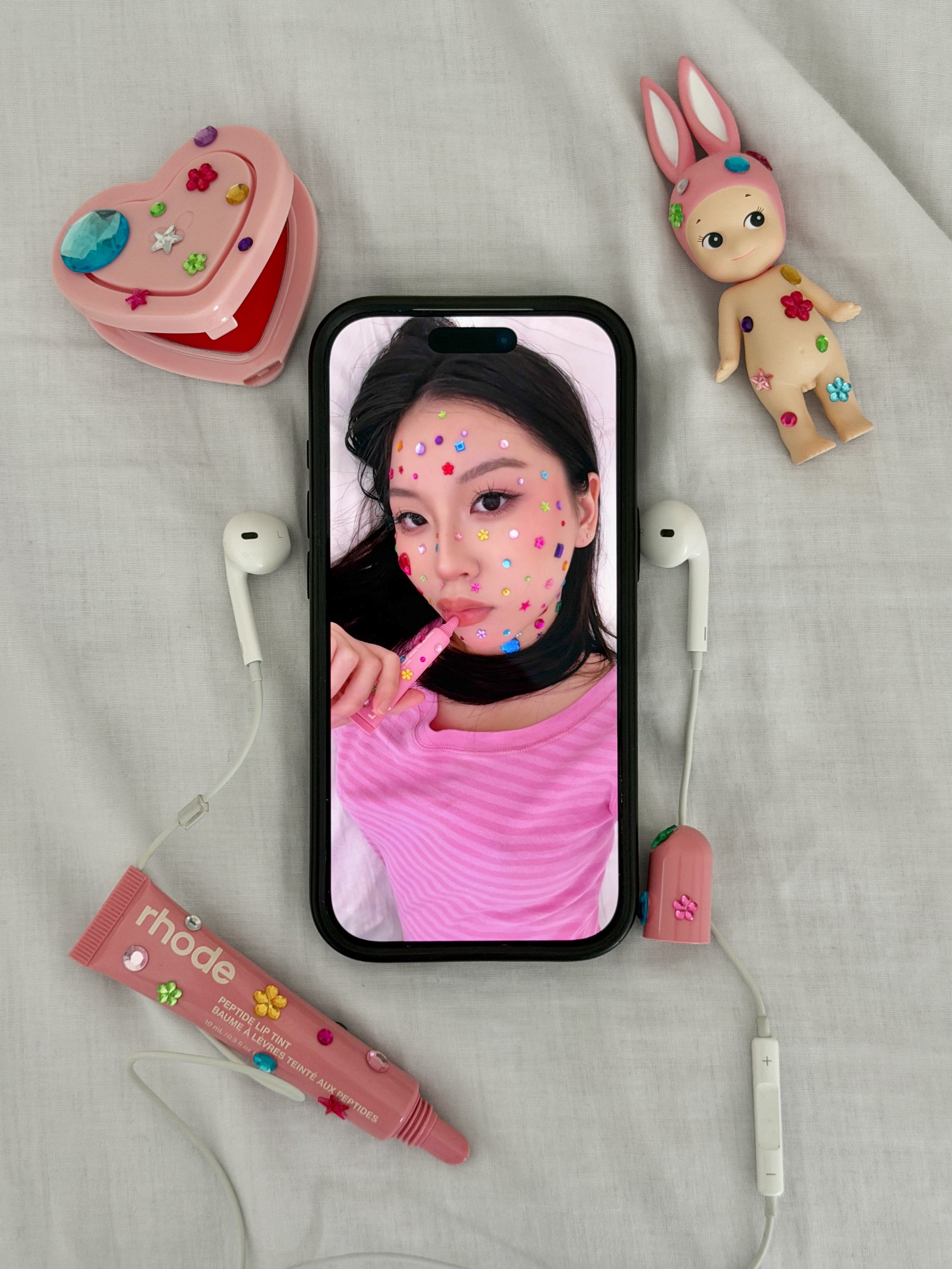 Hinh anh Vì sao Bedazzled lại bùng nổ đúng lúc này? 3