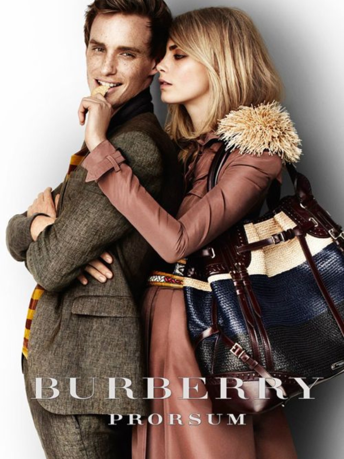 Hinh anh Trench coat: Chiếc áo bước ra từ khói lửa chiến tranh của Burberry 30