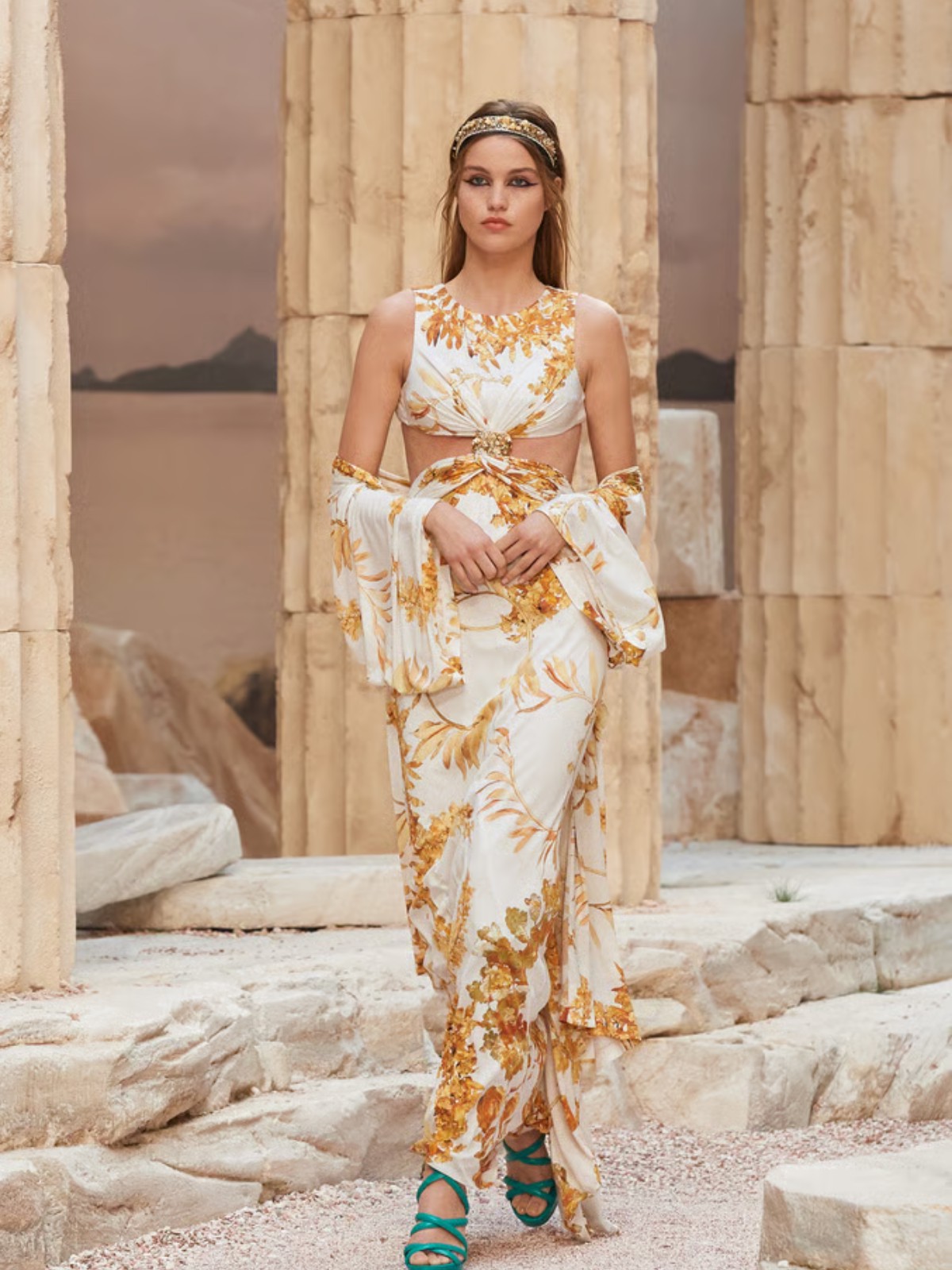 Hinh anh Greek Goddess: Nguồn cảm hứng chưa bao giờ cũ của các nhà mốt 41