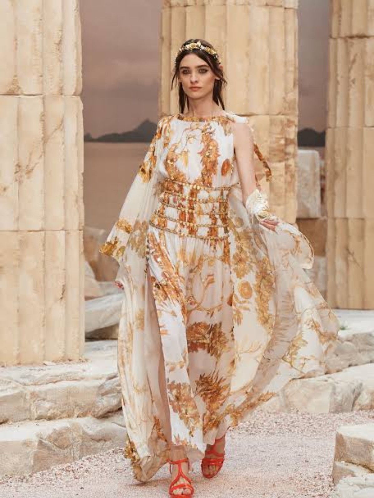 Hinh anh Greek Goddess: Nguồn cảm hứng chưa bao giờ cũ của các nhà mốt 43