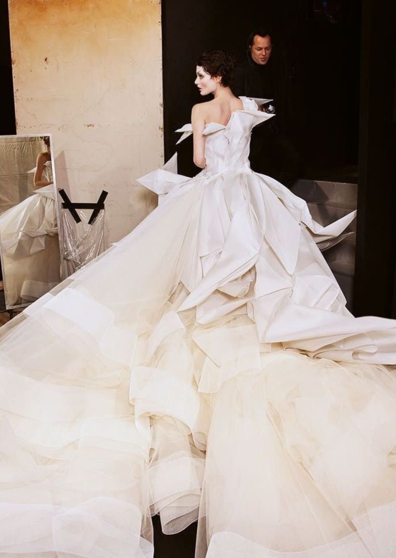 Hinh anh Met Gala 2027 tôn vinh thiên tài tai tiếng John Galliano 11