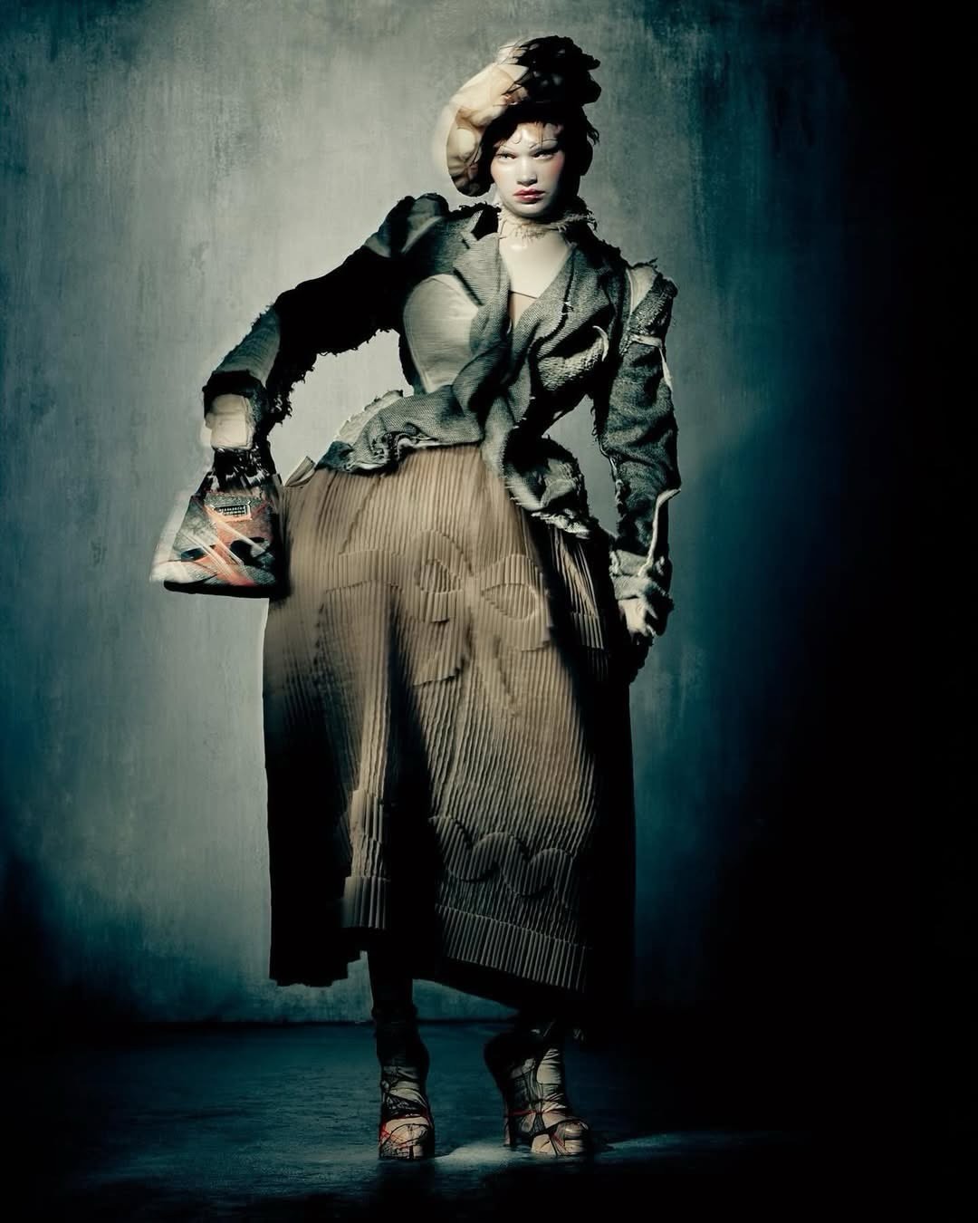 Hinh anh Met Gala 2027 tôn vinh thiên tài tai tiếng John Galliano 13
