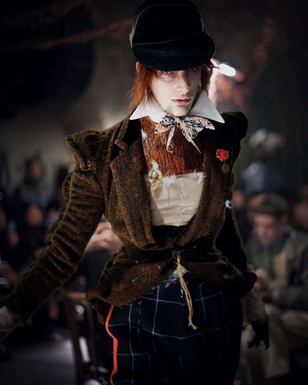 Hinh anh Met Gala 2027 tôn vinh thiên tài tai tiếng John Galliano 17