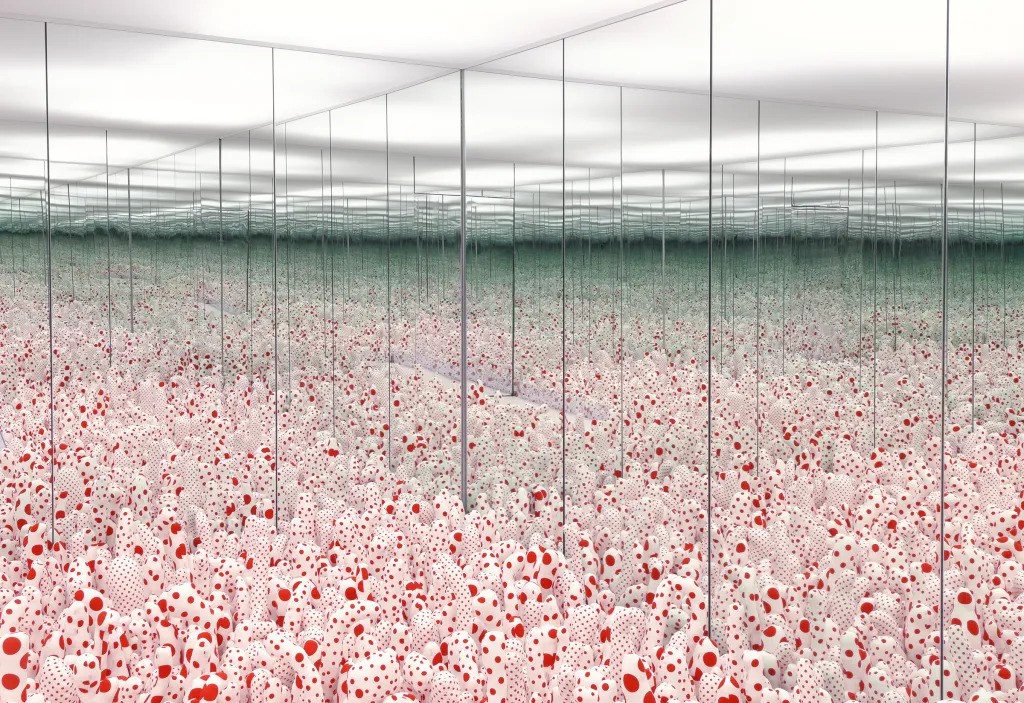 Hinh anh Yayoi Kusama và vũ trụ không hồi kết của di sản chấm bi 2