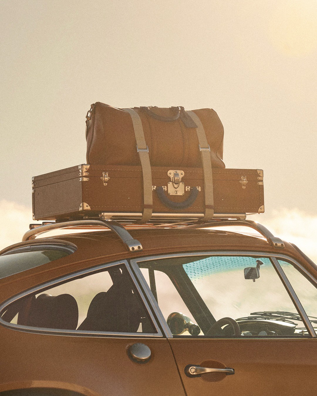 Hinh anh Louis Vuitton x Singer: Cuộc gặp gỡ giữa thời trang và tốc độ 6