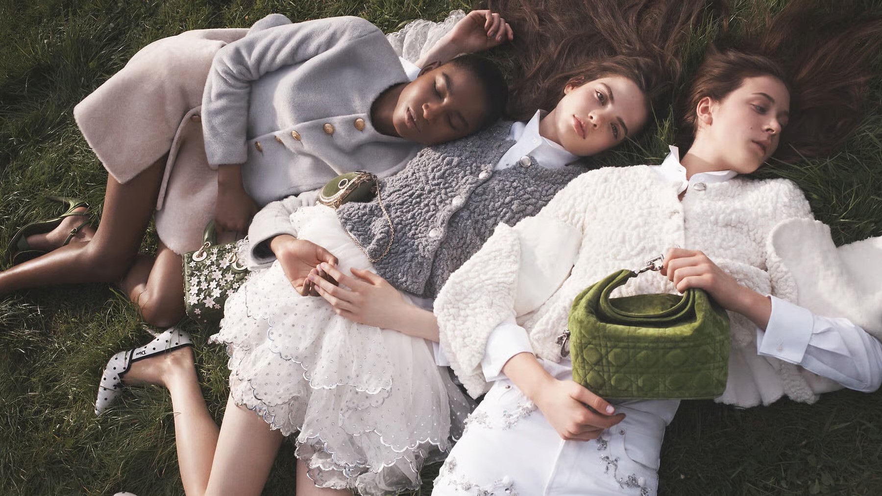 Hinh anh Những cái tên nào đang kéo LVMH qua mùa suy thoái thời trang? 2