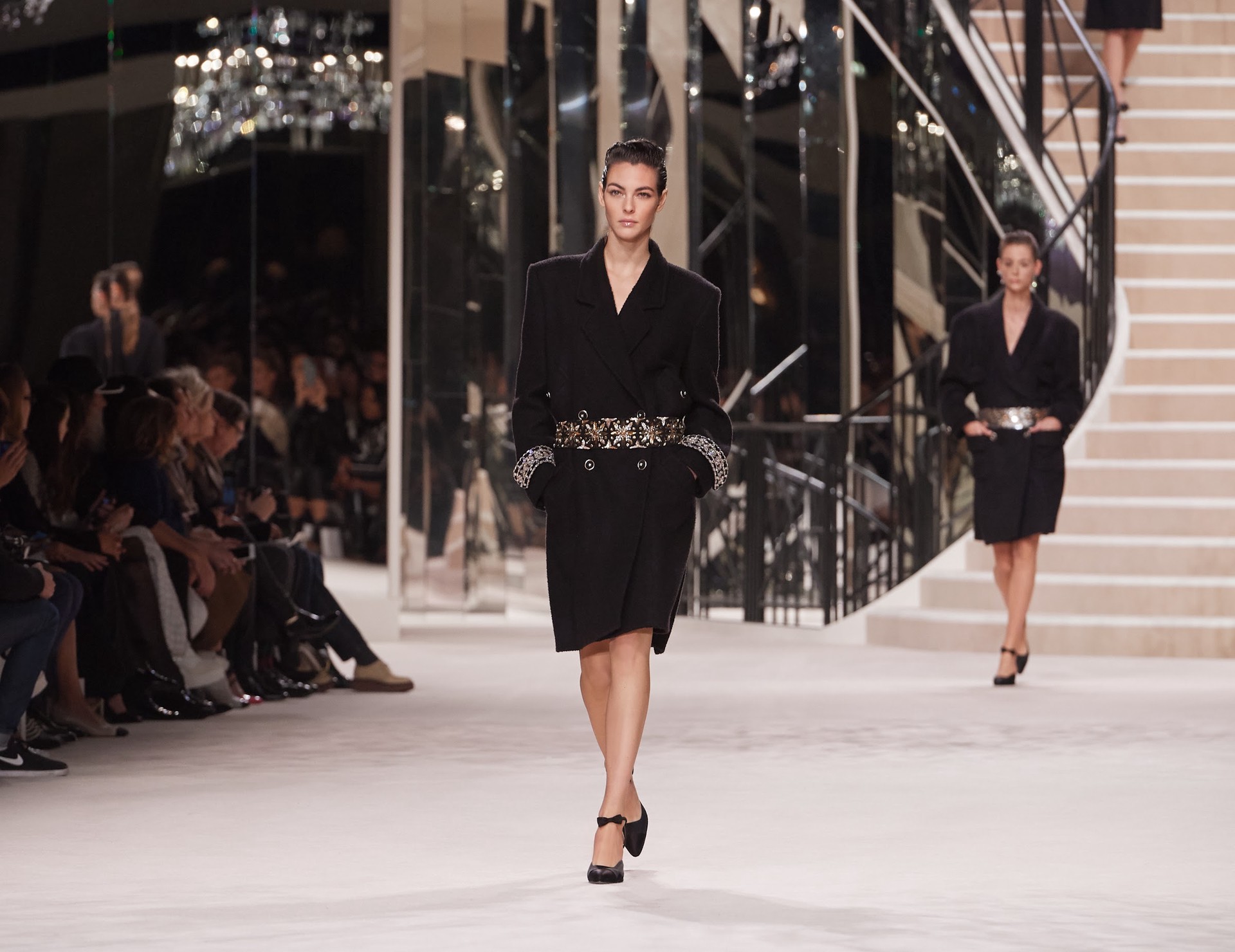 Hinh anh Theo chân Coco Chanel trở về căn hộ phố Rue Cambon   28