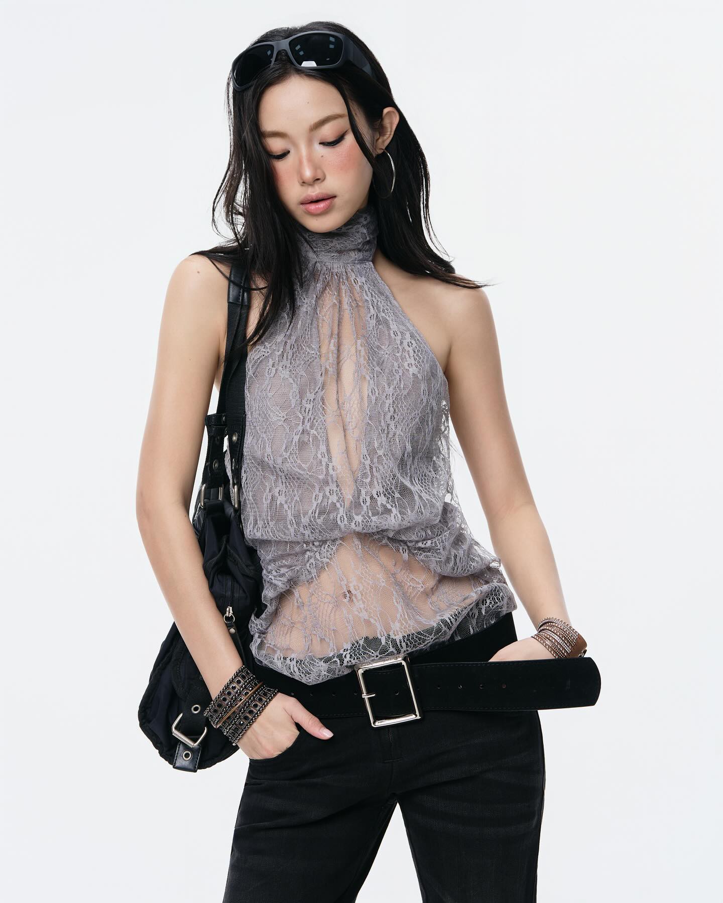 Hinh anh Đề bài là chất liệu ren và những lời giải khác nhau từ các local brand 1