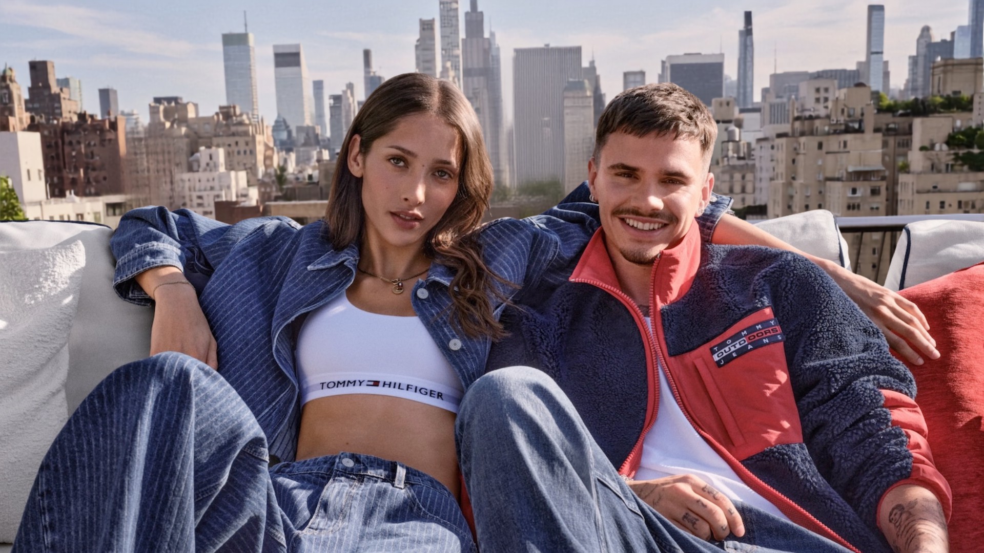 Bước vào vũ trụ denim của TOMMY HILFIGER cùng Romeo Beckham