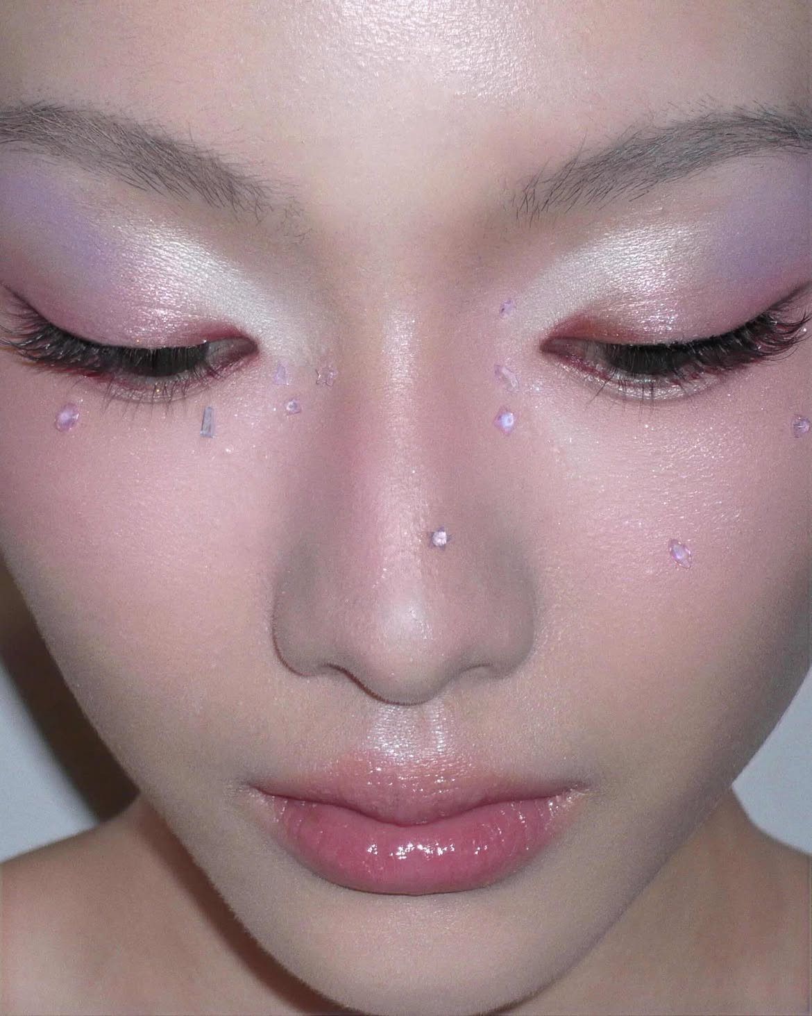 Hinh anh Dần phủ sóng Instagram, liệu Y3K Makeup có thể tạo nên cơn sốt như Y2K? 10