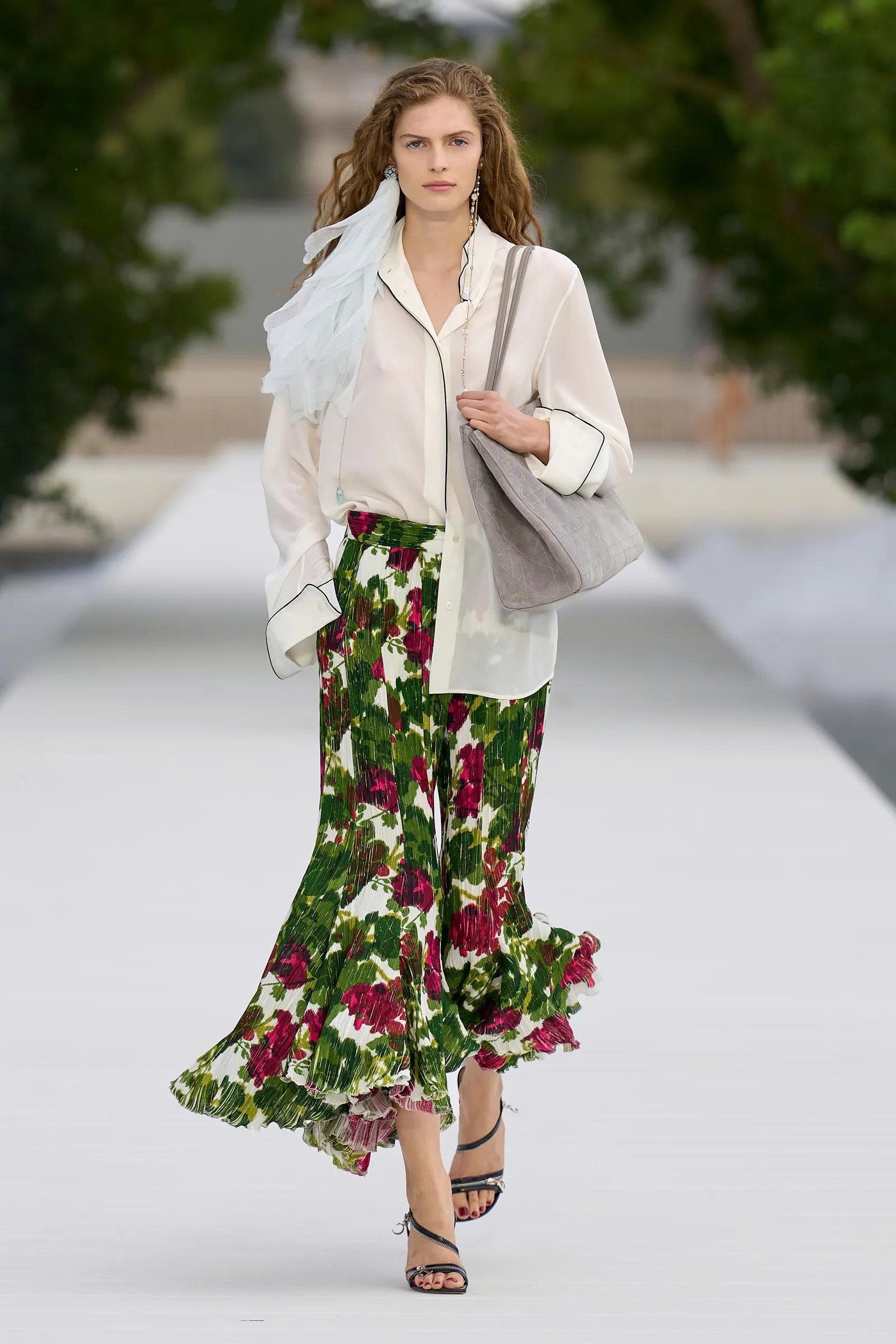 Hinh anh Dior Women's Spring/Summer 2027: Tìm thấy vẻ đẹp trong những bất toàn của tự nhiên 39