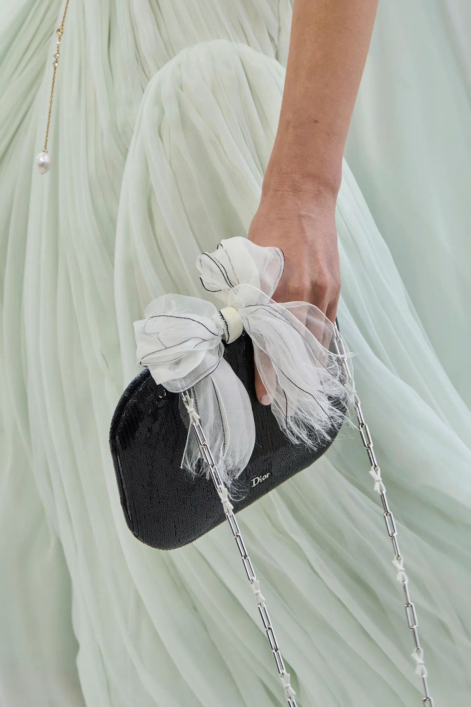 Hinh anh Dior Women's Spring/Summer 2027: Tìm thấy vẻ đẹp trong những bất toàn của tự nhiên 55