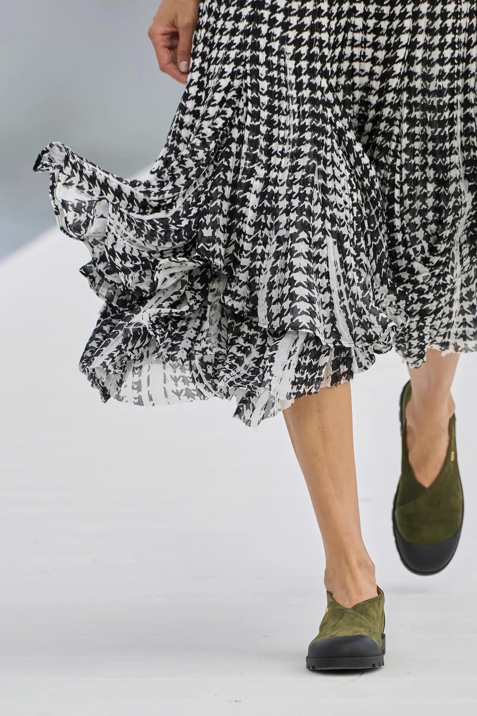 Hinh anh Dior Women's Spring/Summer 2027: Tìm thấy vẻ đẹp trong những bất toàn của tự nhiên 62