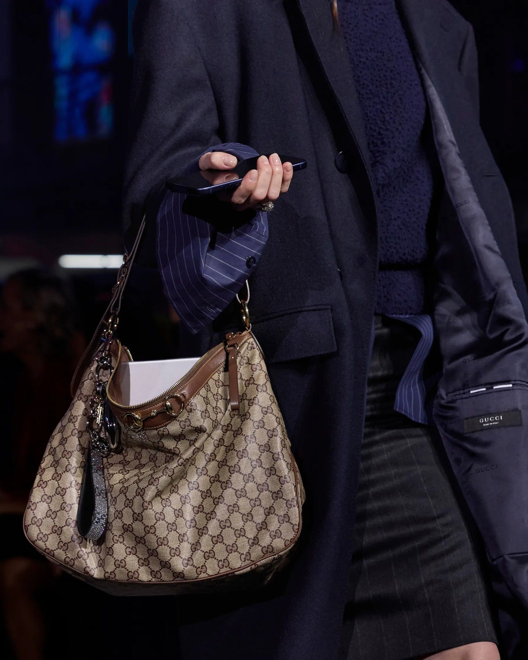 Hinh anh Gucci và phép thử “Made in China” 7