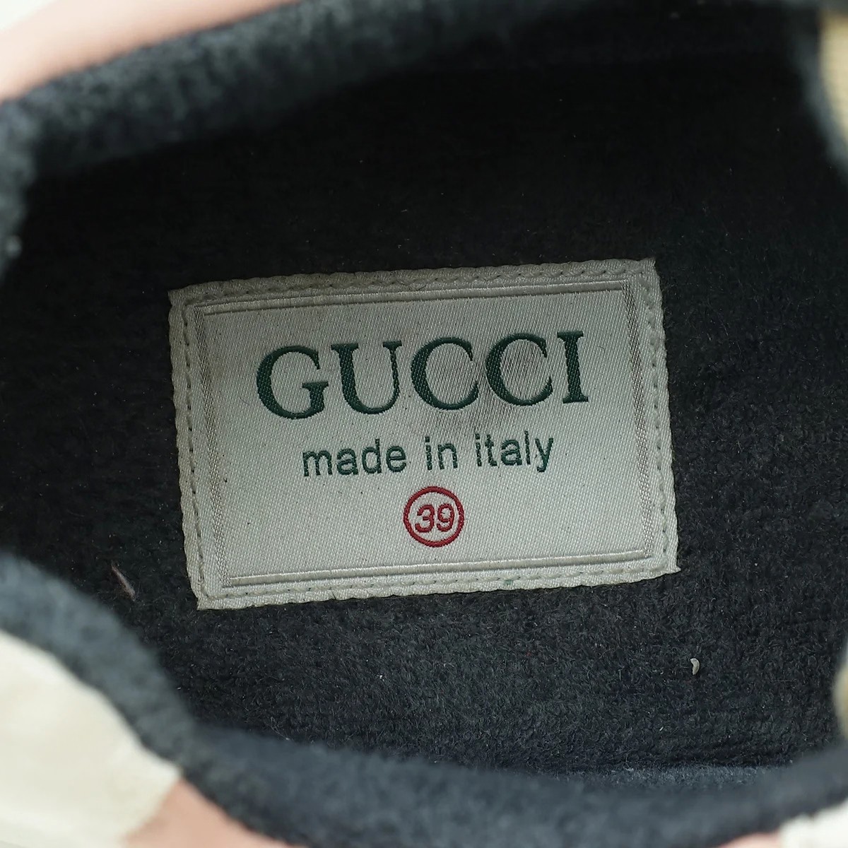 Hinh anh Gucci và phép thử “Made in China”  4