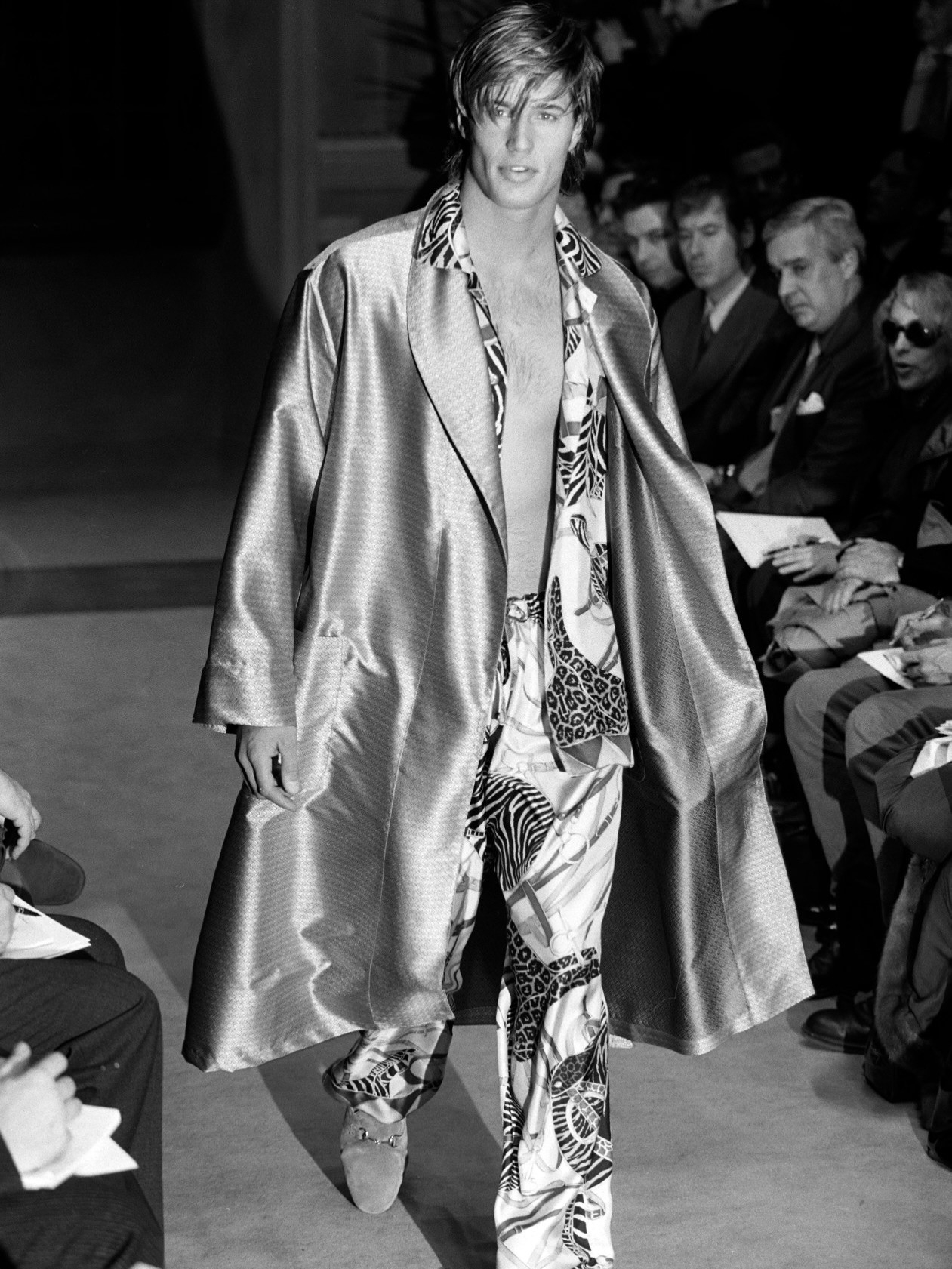 Hinh anh Demna có đang loay hoay trước bài toán khôi phục “chất Gucci”? 3