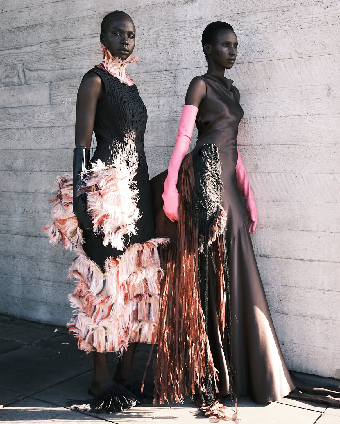 Hinh anh Đồng lòng với NYFW, 3 xu hướng phụ kiện của London Fashion Week SS27 tiếp tục “truất ngôi” chủ nghĩa tối giản 7