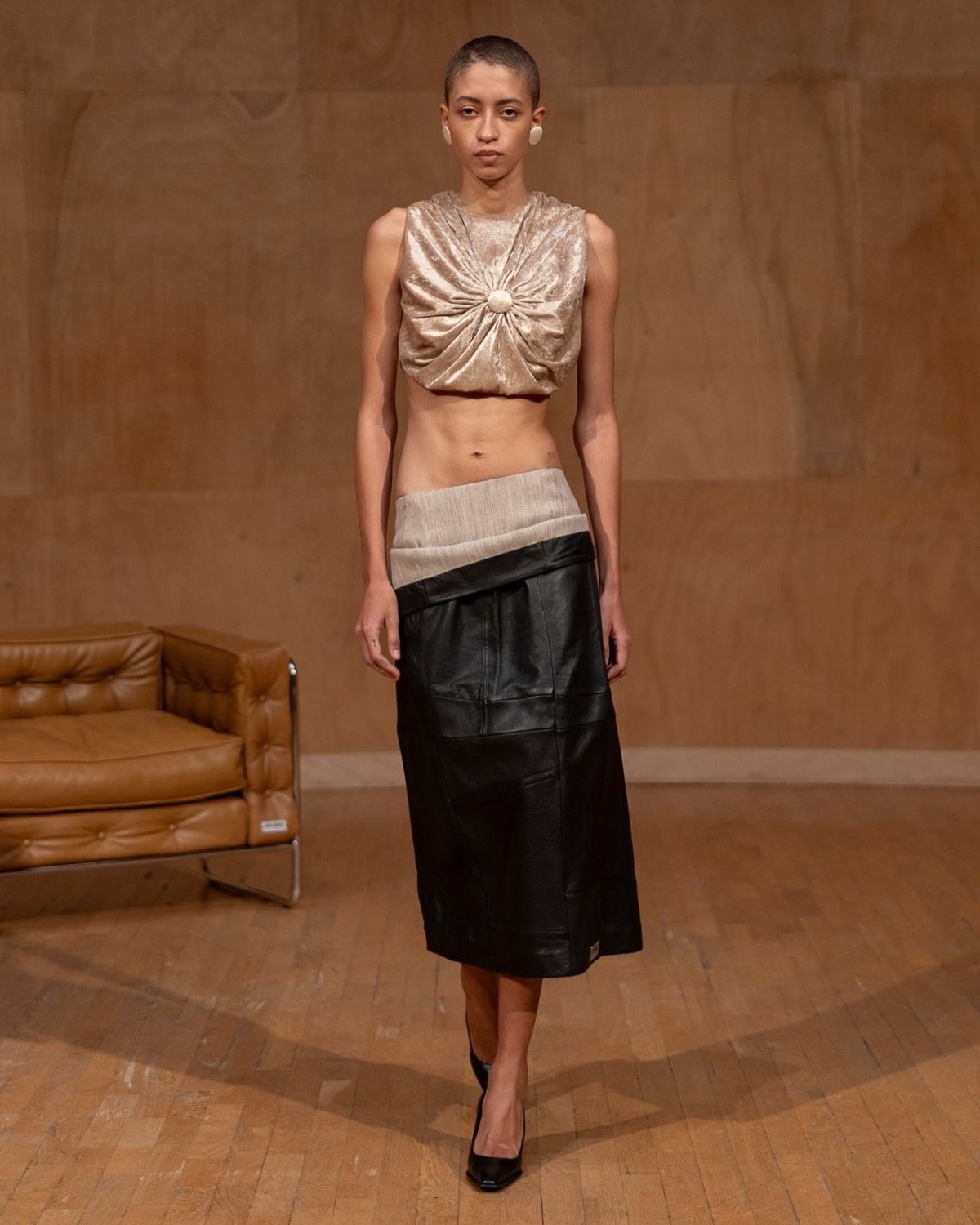 Hinh anh Vì sao Julie Kegels được chọn cho LVMH Prize 2026? 2