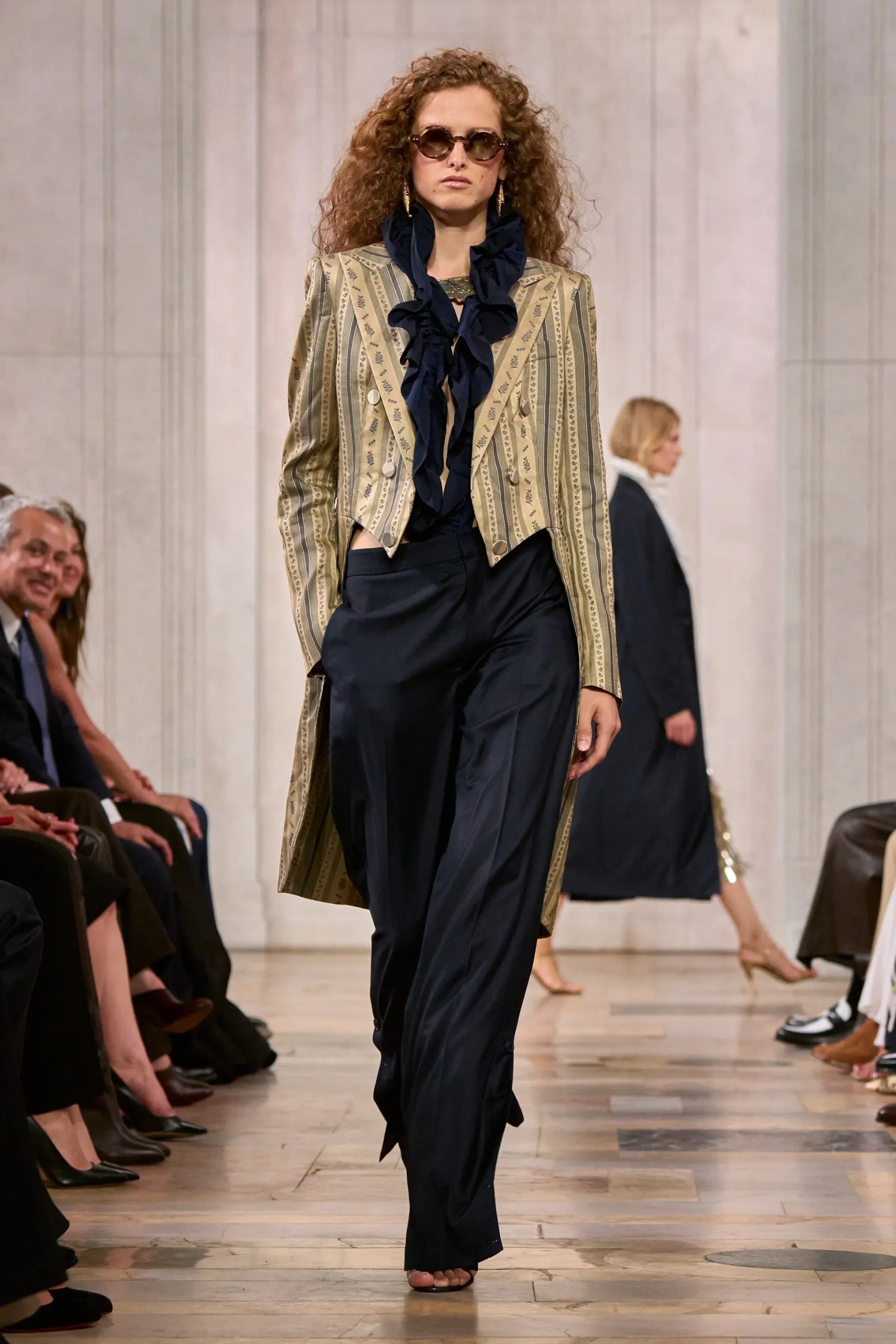 Hinh anh 5 làn sóng định hình New York Fashion Week SS27 21