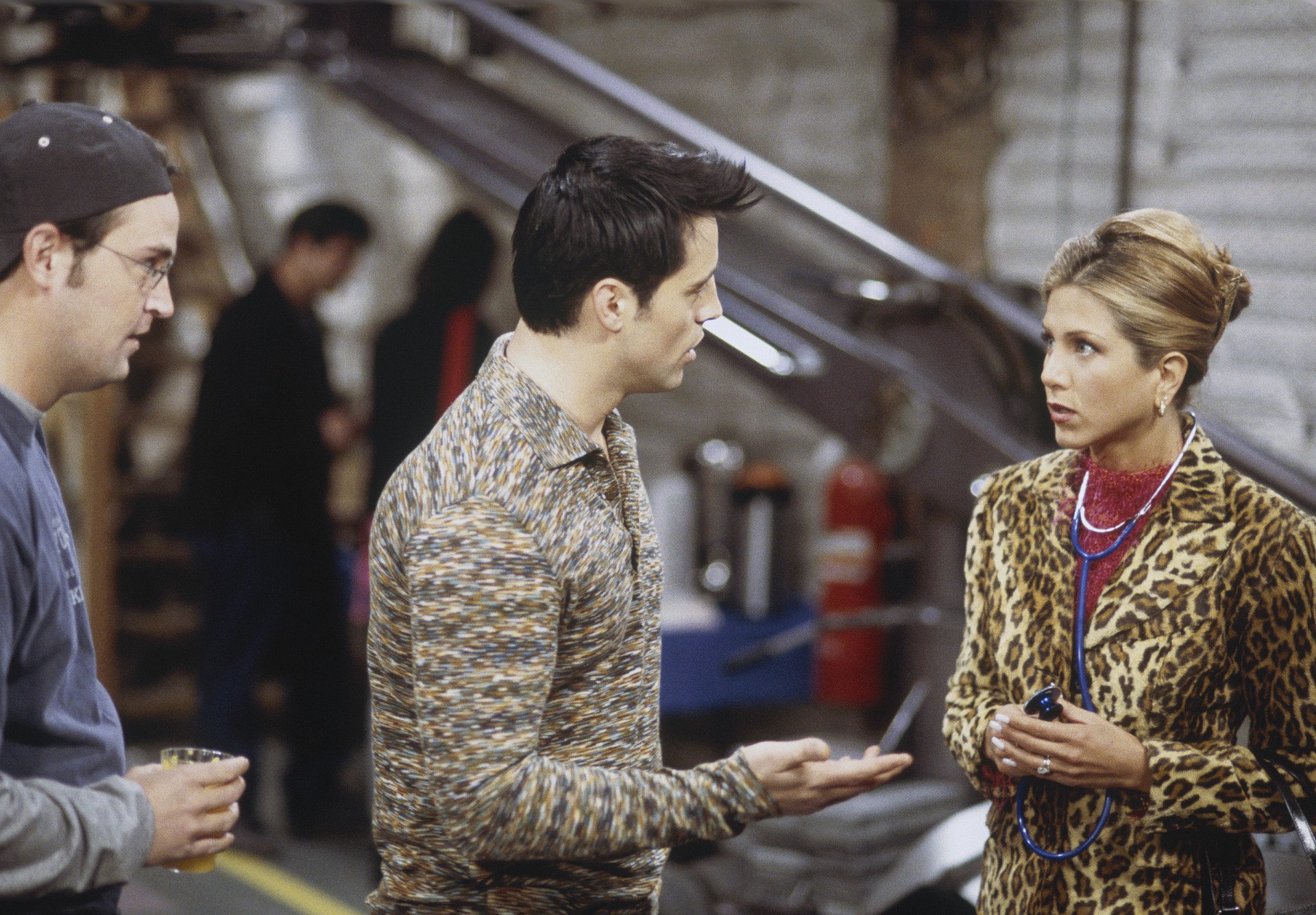 Hinh anh Cày lại Friends và “bỏ túi” công thức mặc đẹp vượt thời gian của Rachel Green 4
