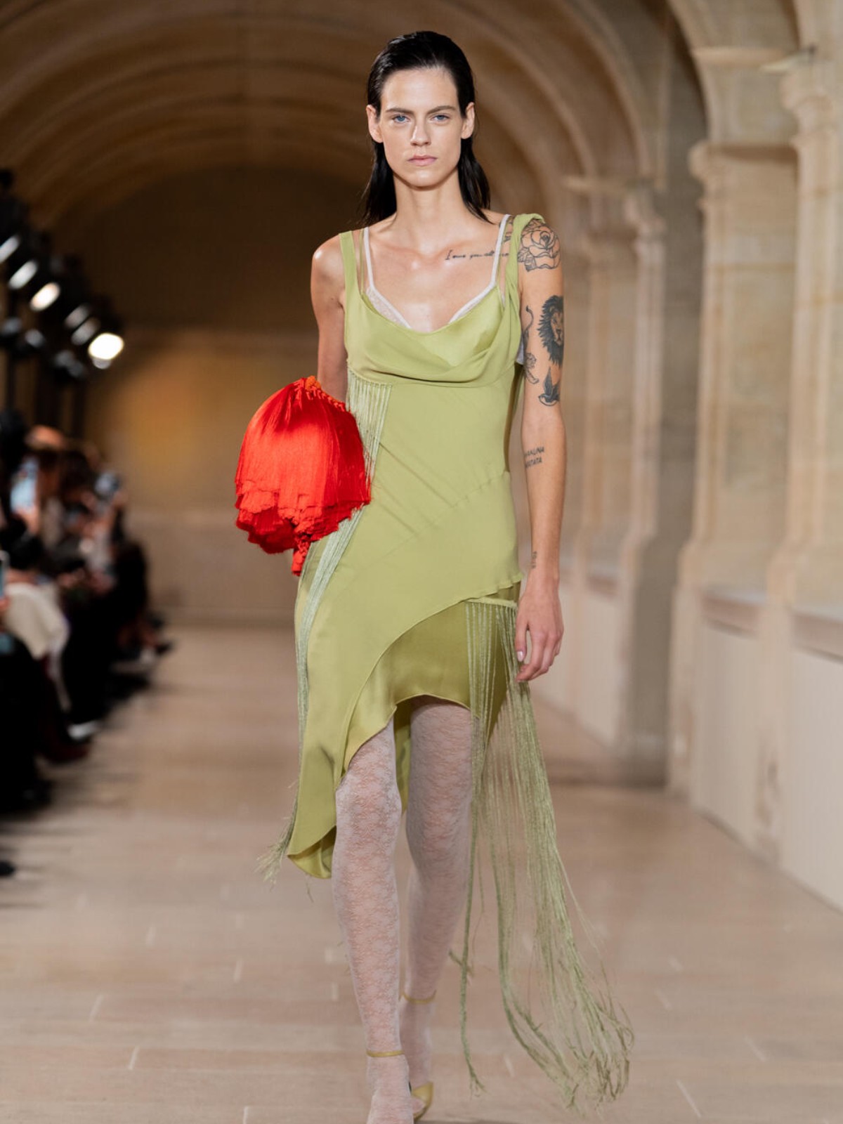 Hinh anh Victoria Beckham: Từ celebrity brand đến cỗ máy sinh lời 6