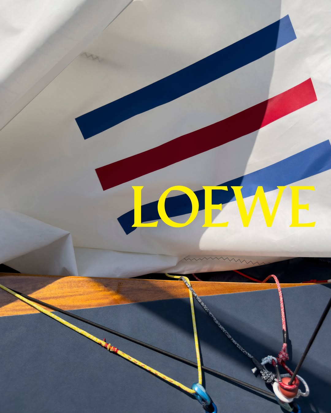 Hinh anh LOEWE Xuân Hè 2027: Giấc mộng mùa hè Tây Ban Nha của những tâm hồn Mỹ 6
