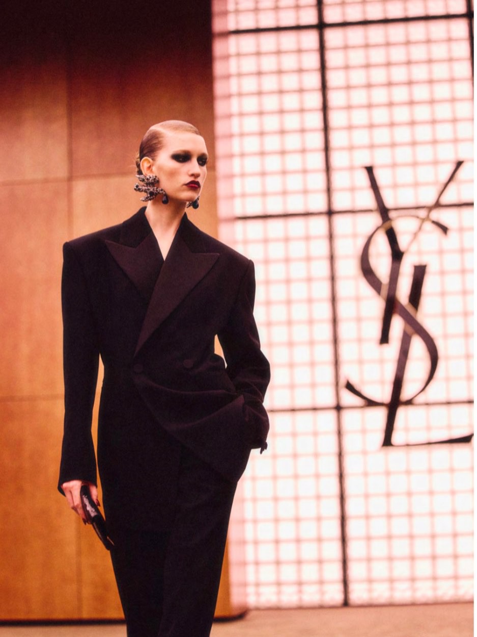 Hinh anh Anthony Vaccarello khép lại hành trình 10 năm tại Saint Laurent 5