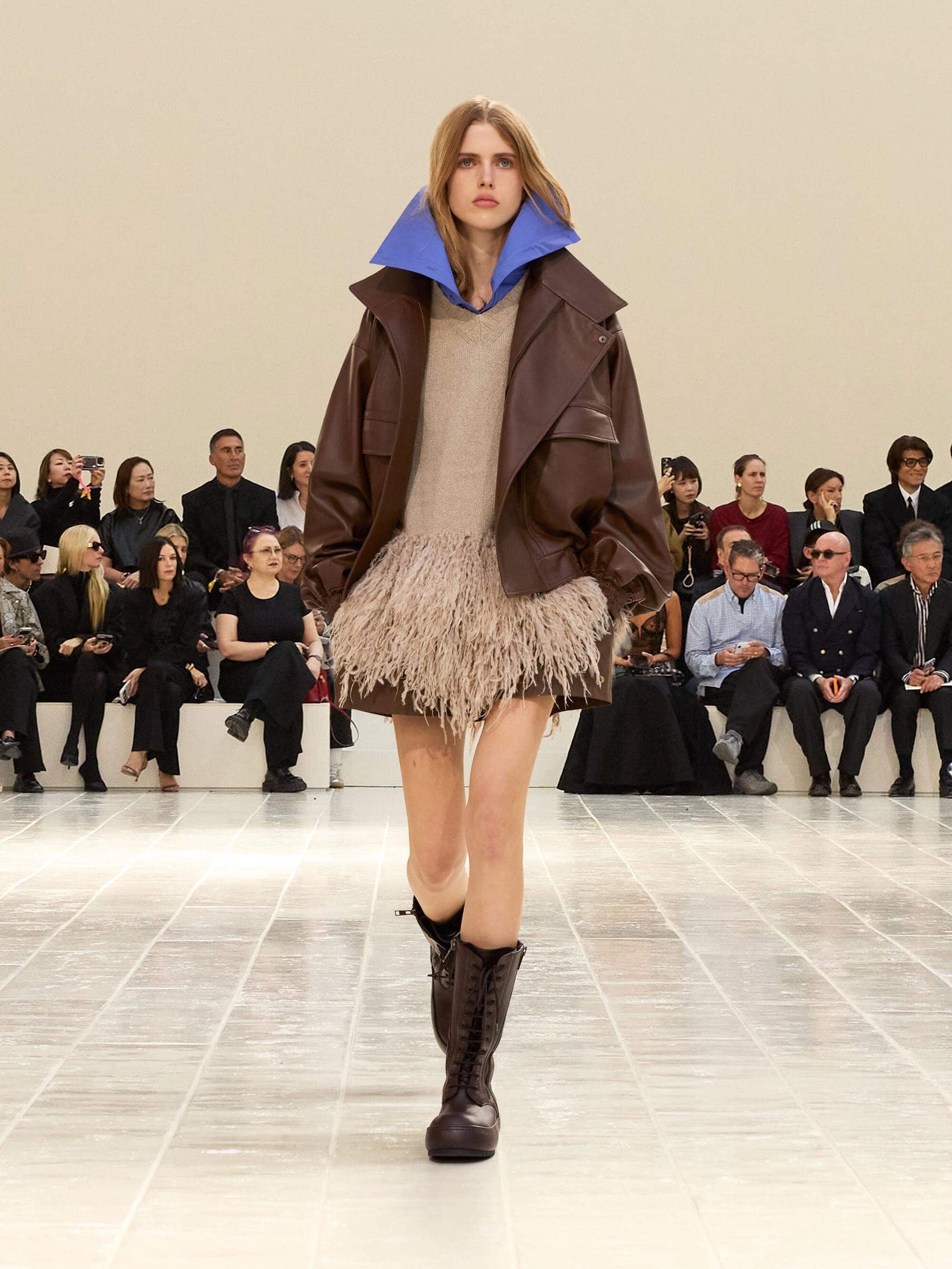 Hinh anh Balenciaga Ready-to-Wear Xuân 2027: Khi tinh thần couture bước vào đời sống thường nhật 1