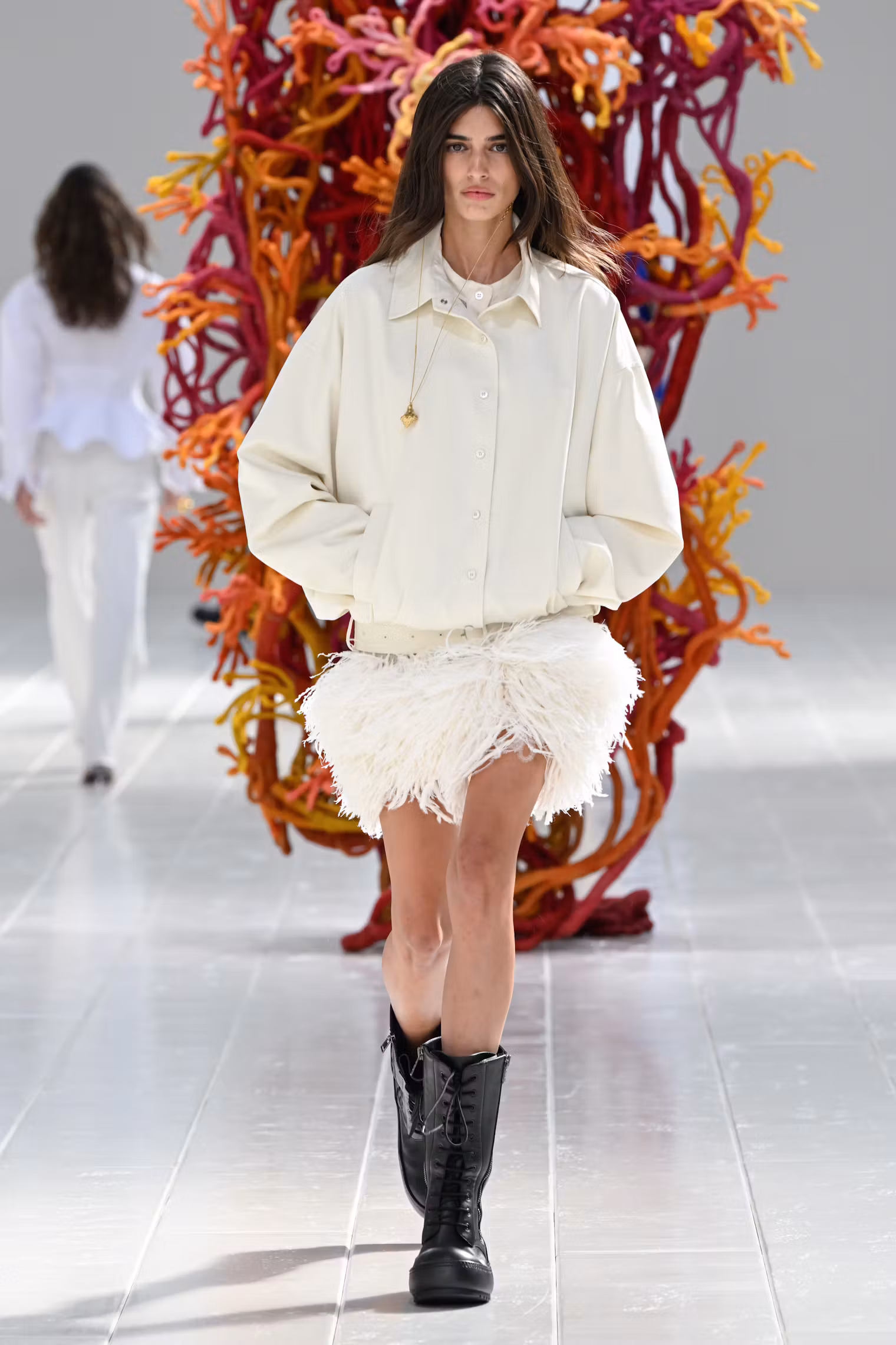 Hinh anh Balenciaga Ready-to-Wear Xuân 2027: Khi tinh thần couture bước vào đời sống thường nhật 14
