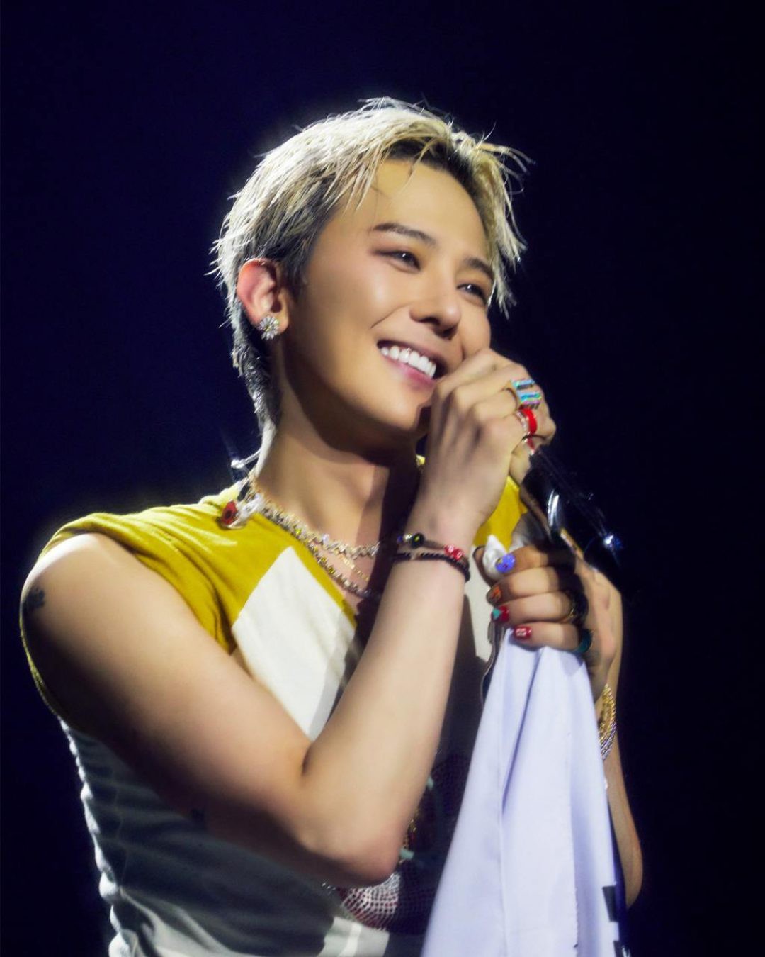 Hinh anh Những lý do khiến G-Dragon mãi là “cuốn cẩm nang” thời trang của K-pop  26