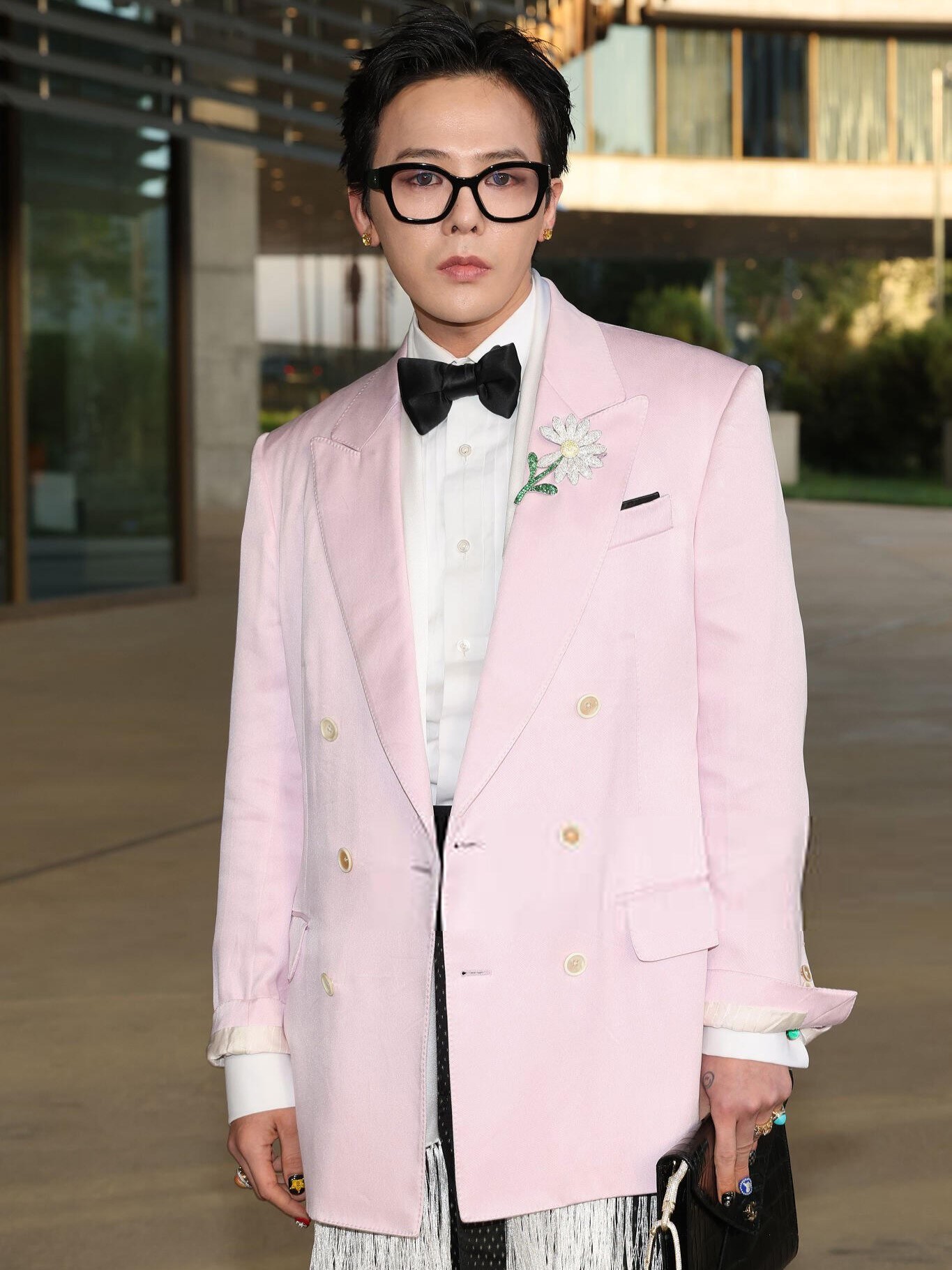 Hinh anh Những lý do khiến G-Dragon mãi là “cuốn cẩm nang” thời trang của K-pop  4