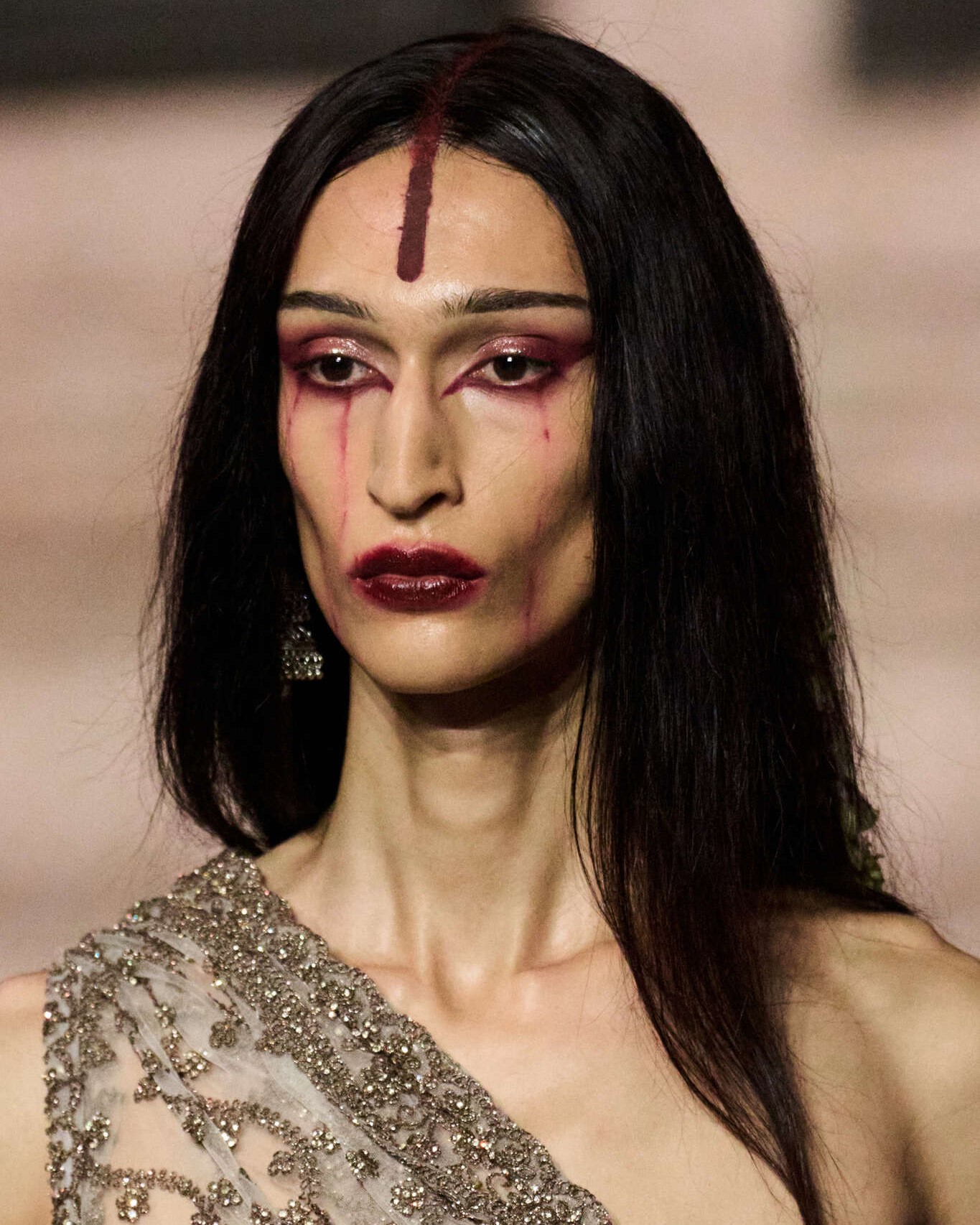 Hinh anh Paris Fashion Week: Những thế giới khác lạ trên sàn diễn thời trang 28